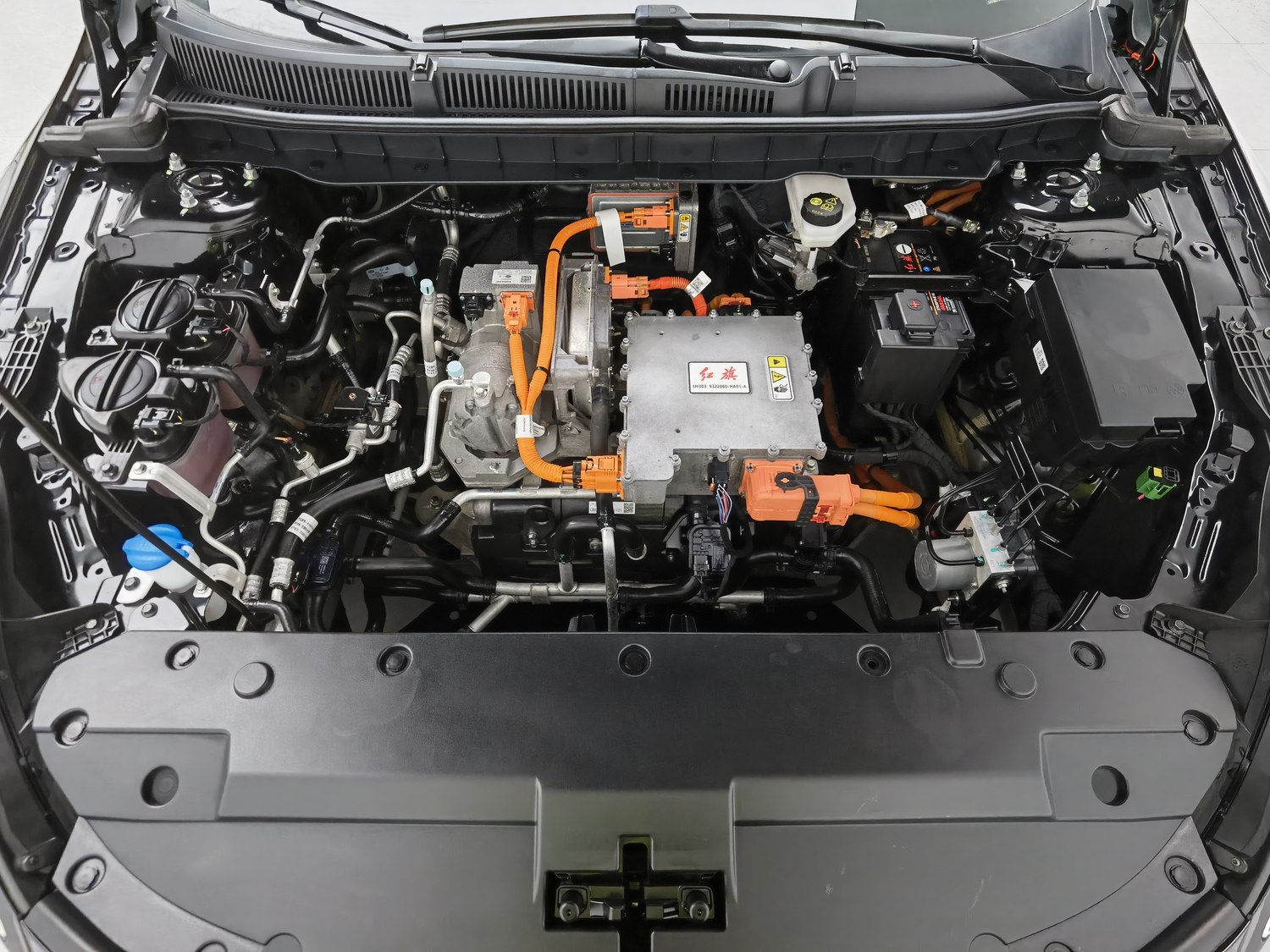 Used Hongqi E-QM5 2023