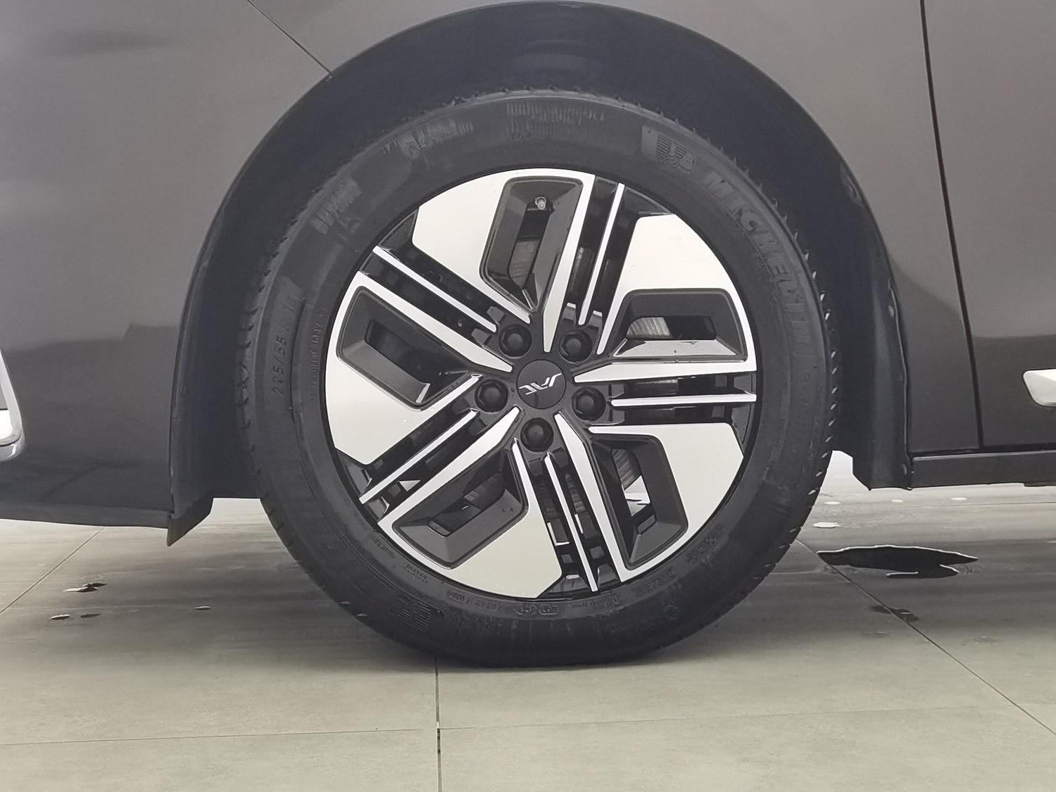 Used JAC Refine RF8 PHEV 2024 1.5 AT