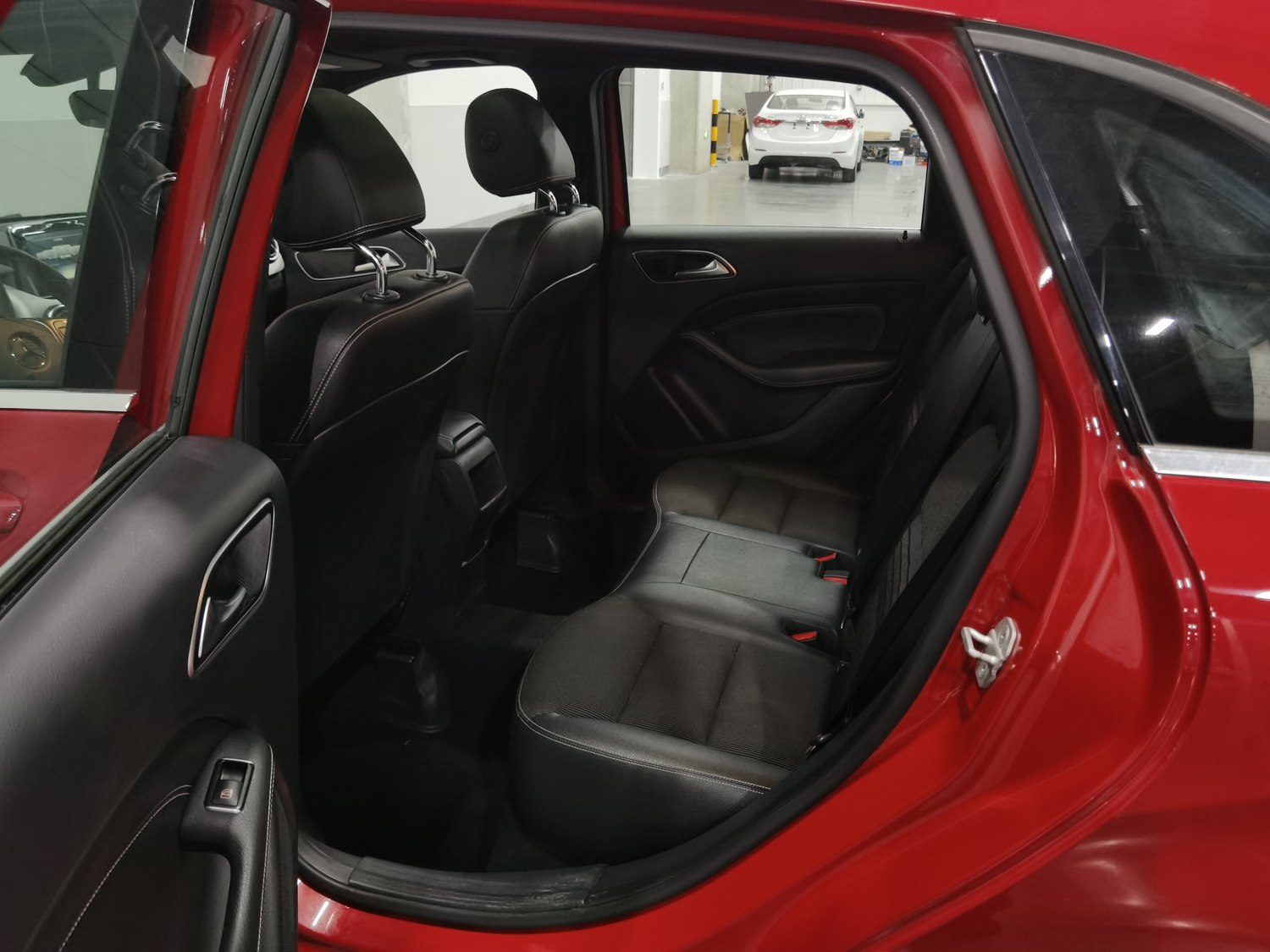 Used Mercedes-Benz B-Class 2015 1.6 AT
