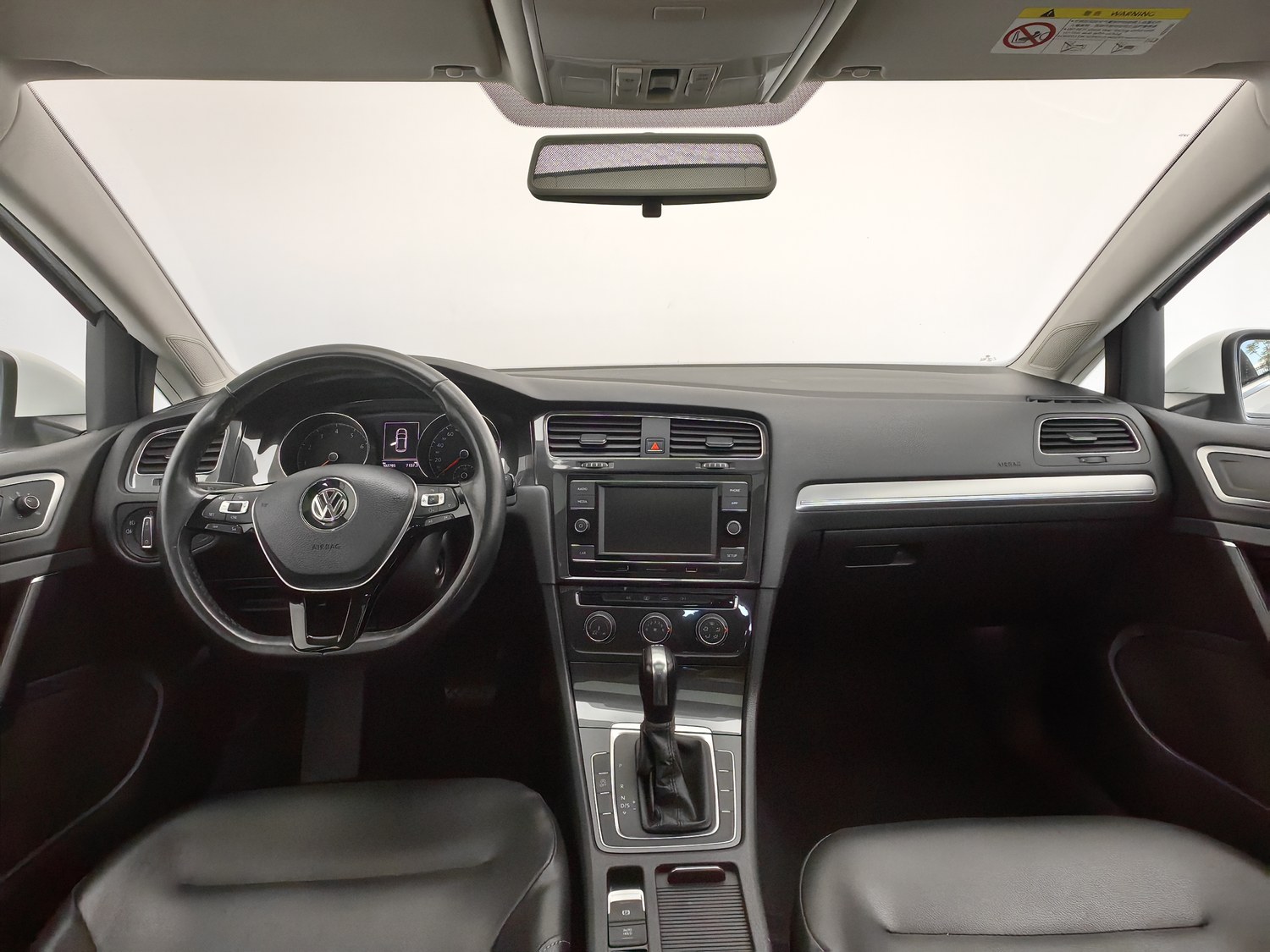 Used Volkswagen Golf 2018 1.4 AT