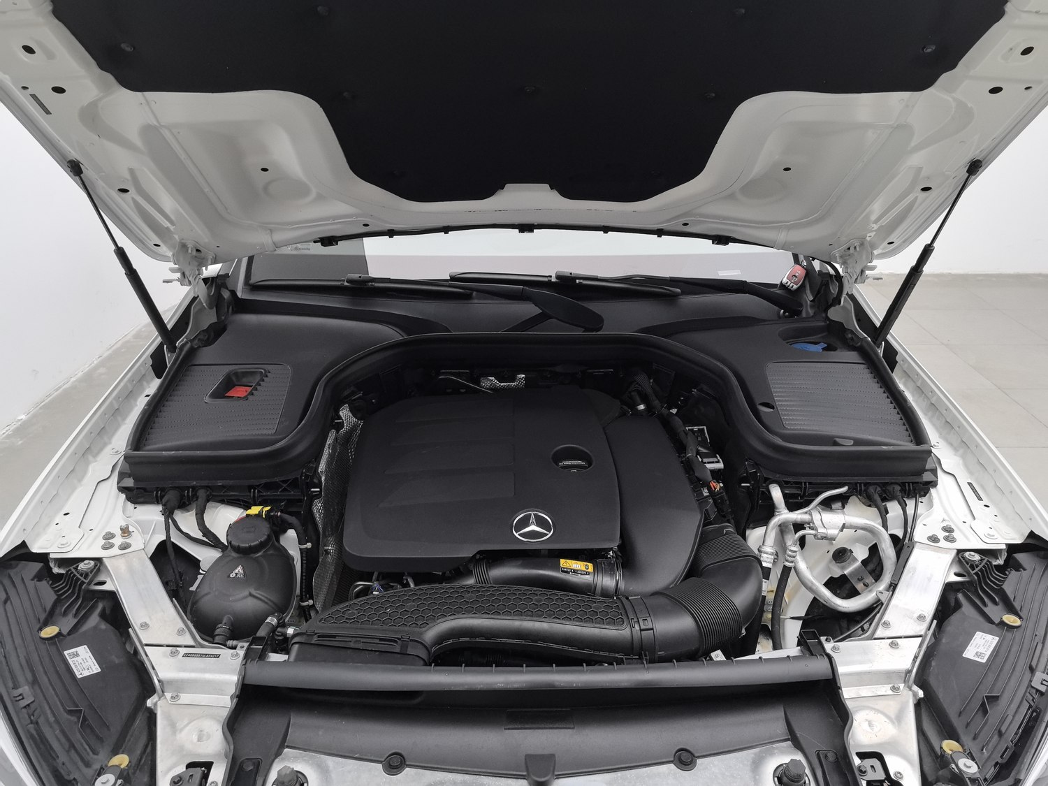 Used Mercedes-Benz GLC 2022 2.0 AT