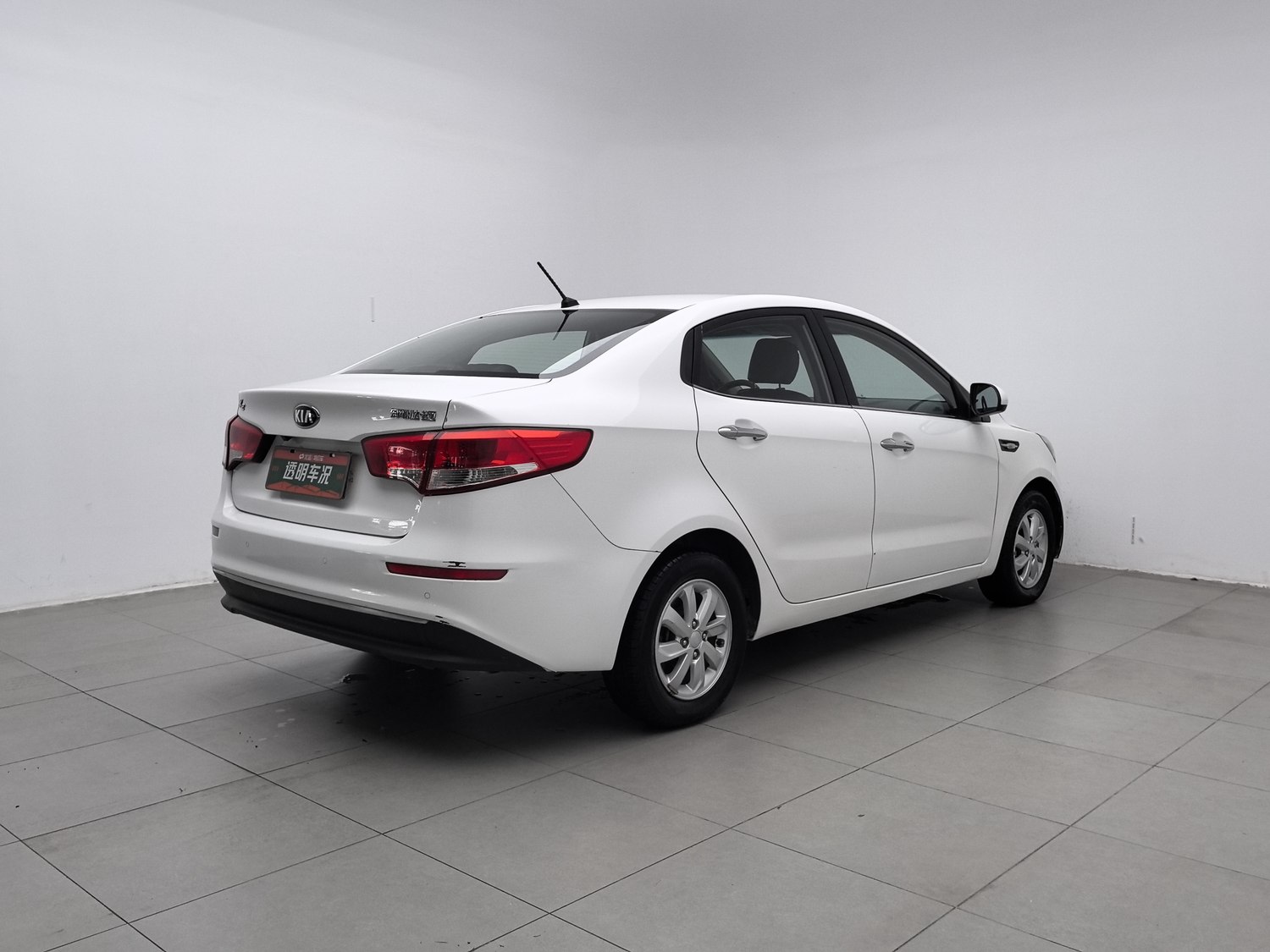 Used Kia K2 2015 1.4 AT