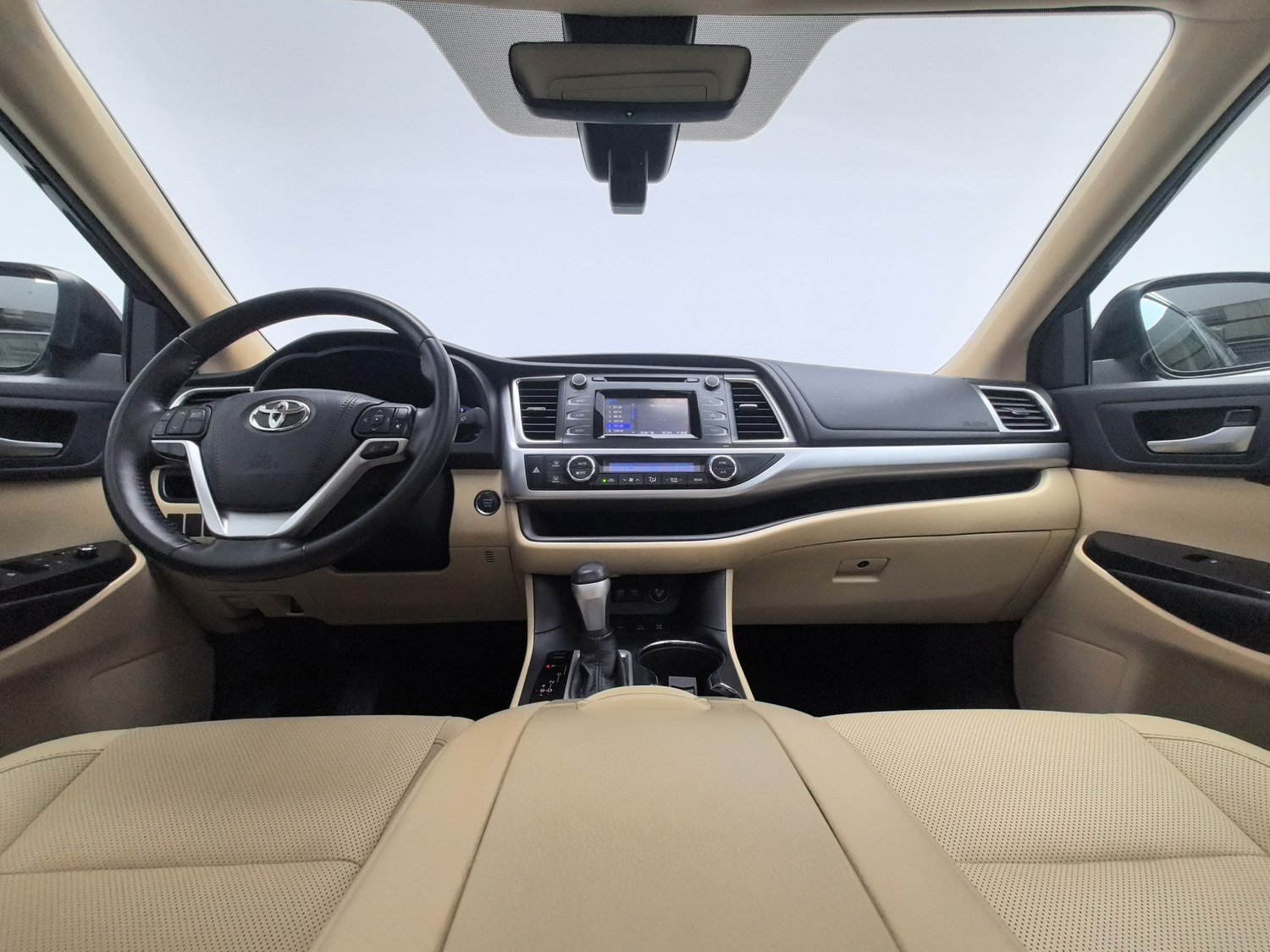 Used Toyota Highlander 2018 2.0 AT