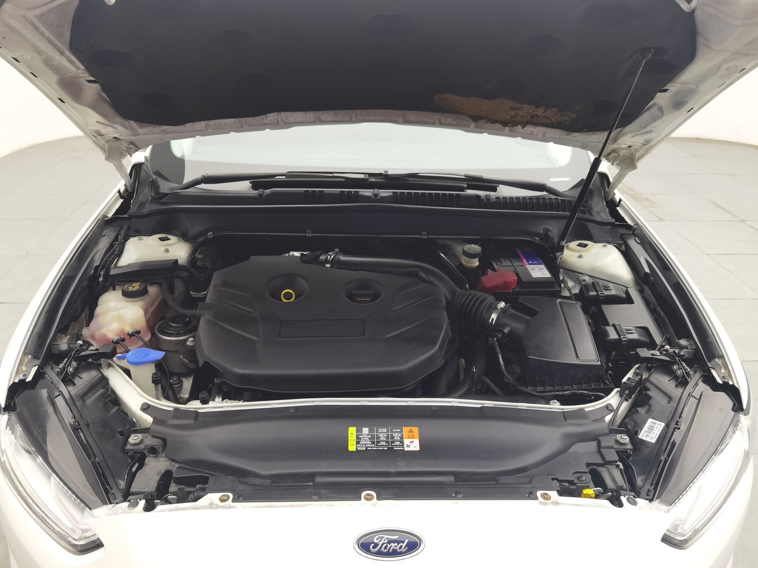 Used Ford Mondeo 2013 2.0 AT