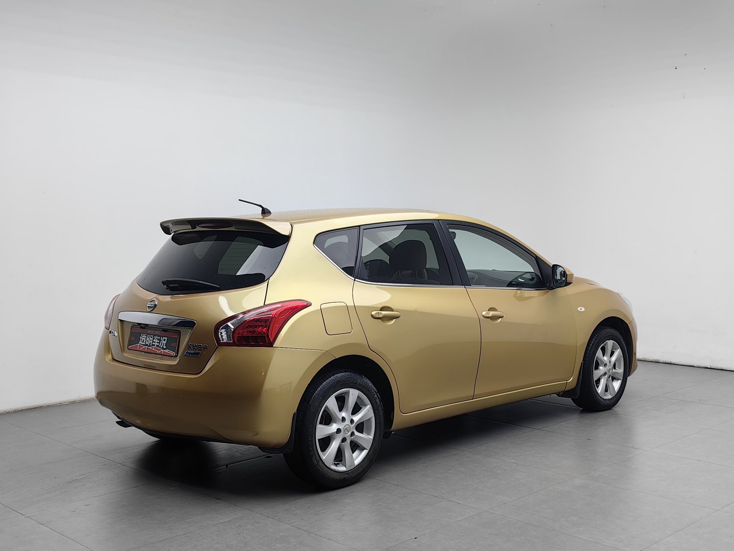 Used Nissan Tiida 2011 1.6 AT