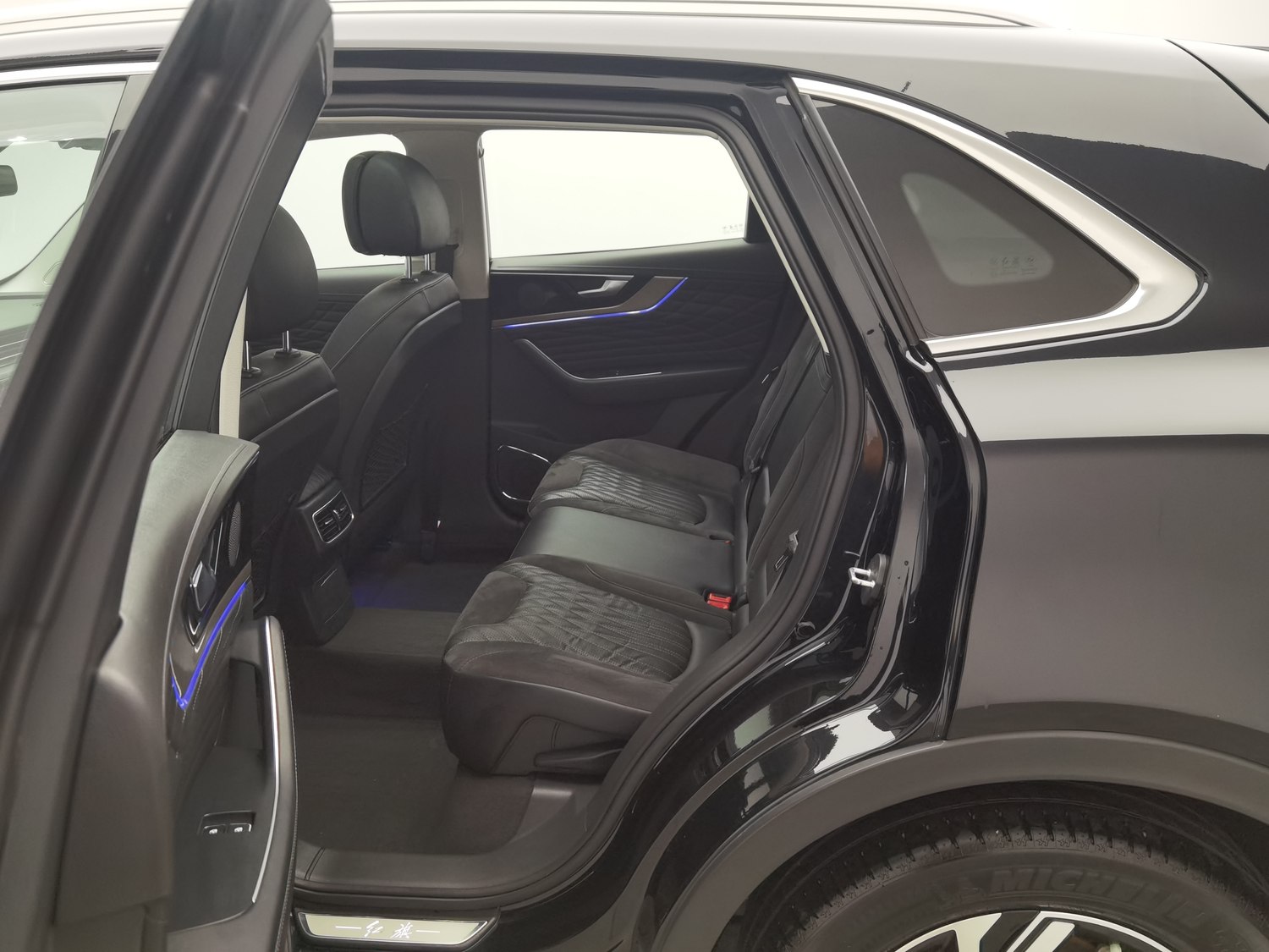 Used Hongqi HS5 2022 2.0 AT