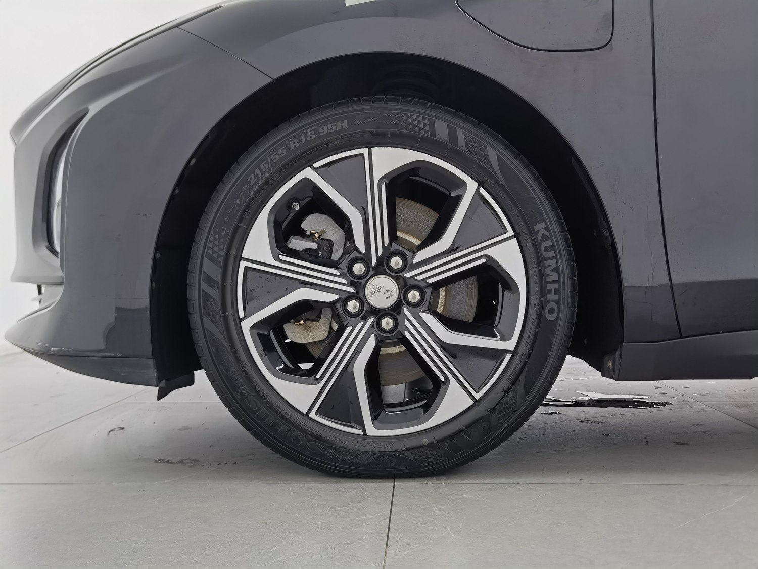 Used Hongqi E-QM5 2023