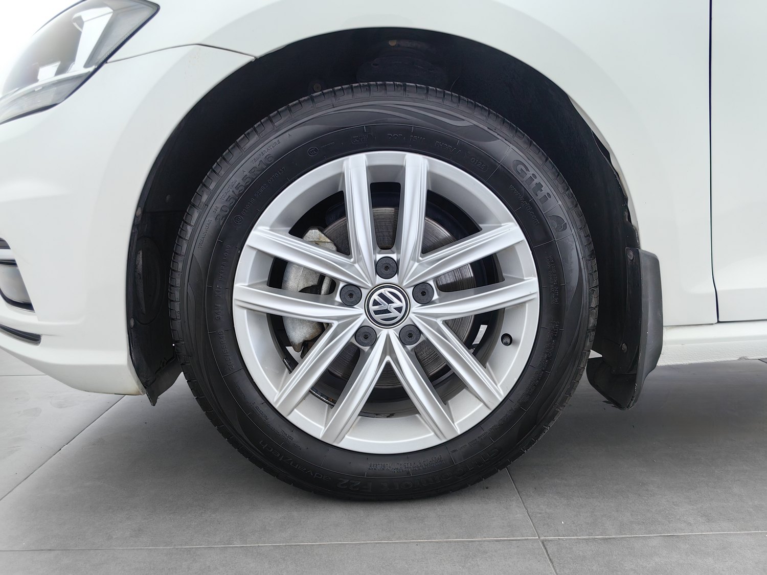Used Volkswagen Golf 2018 1.4 AT