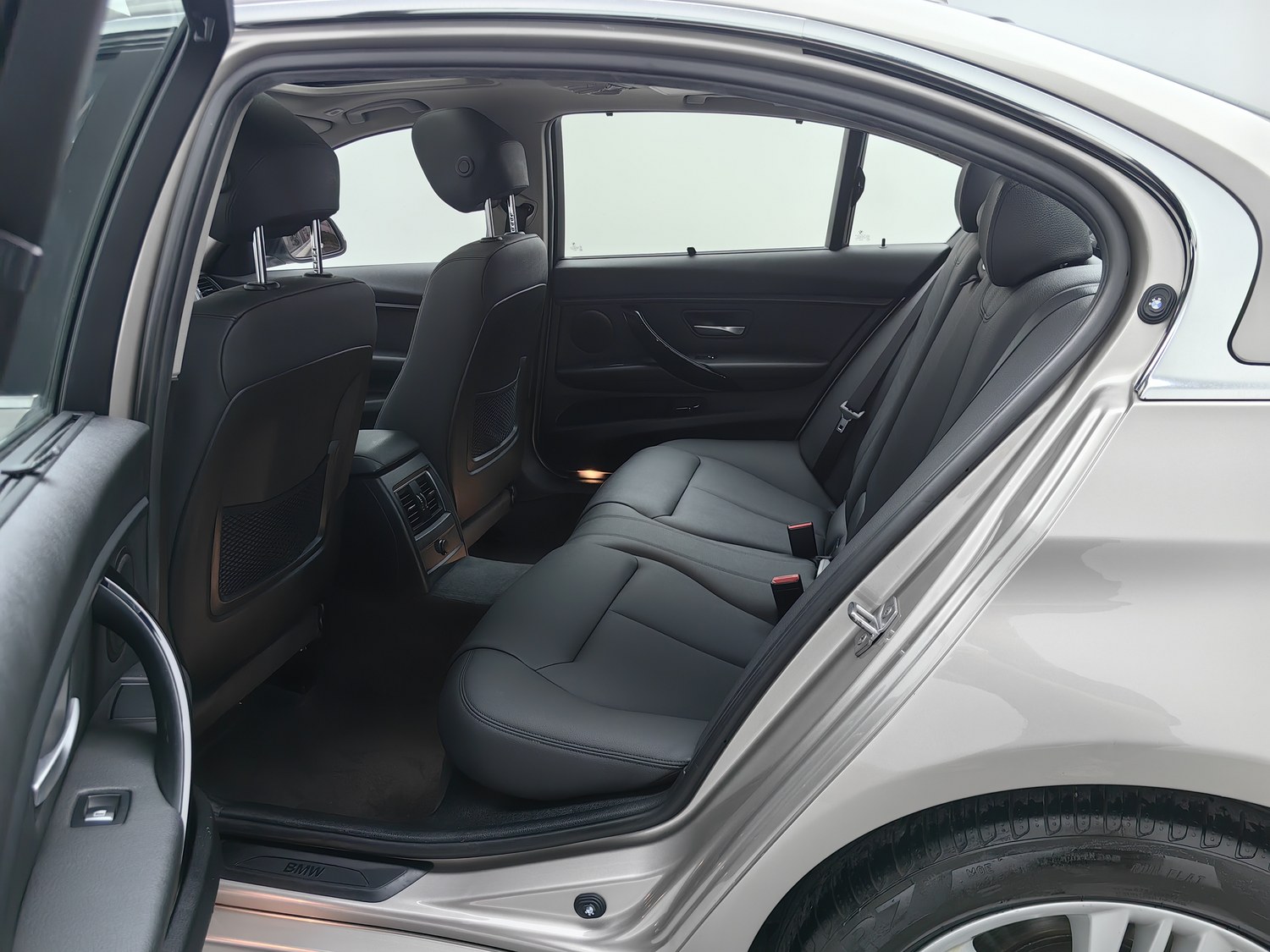 Used BMW THE3 2017 2.0 AT