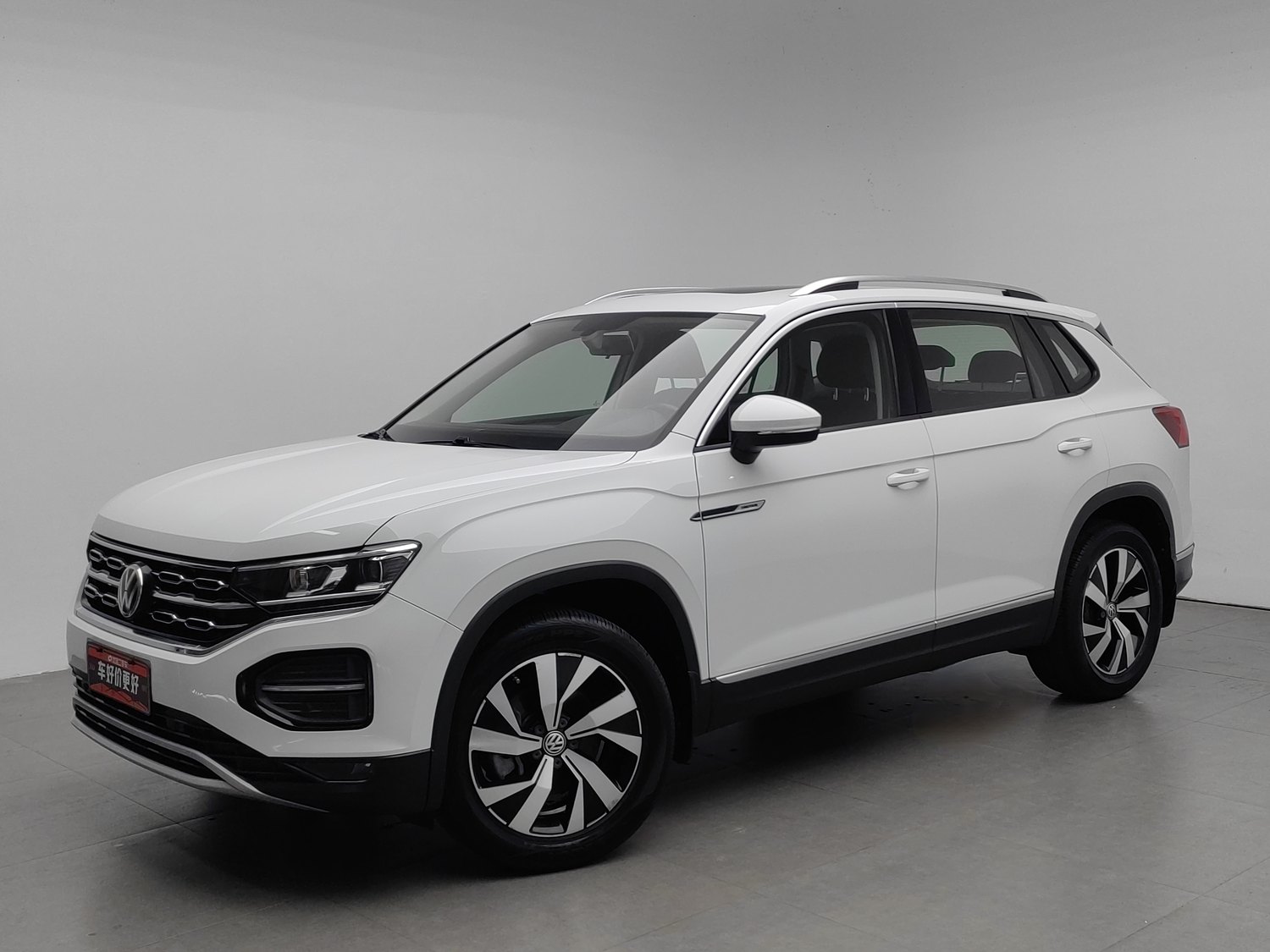 Used Volkswagen Tayron 2019 2.0 AT