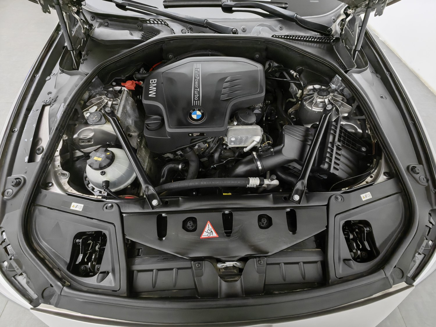 Used BMW THE5 2014 2.0 AT