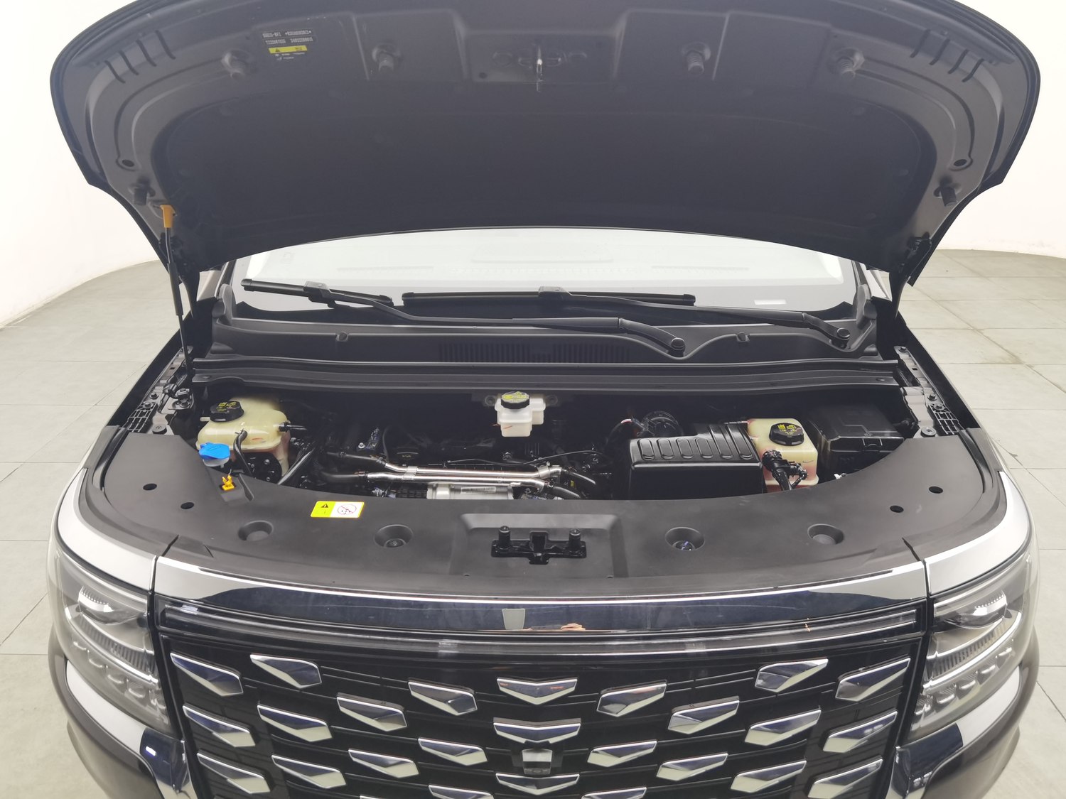 Used JAC Refine RF8 PHEV 2024 1.5 AT