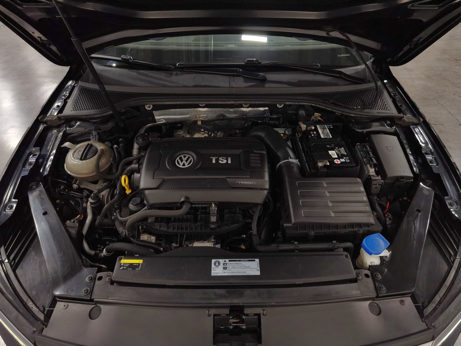 Used Volkswagen Magotan 2019 2.0 AT