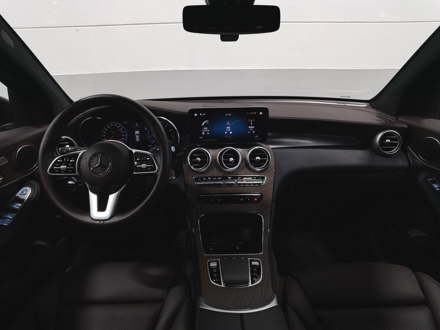 Used Mercedes-Benz GLC 2022 2.0 AT