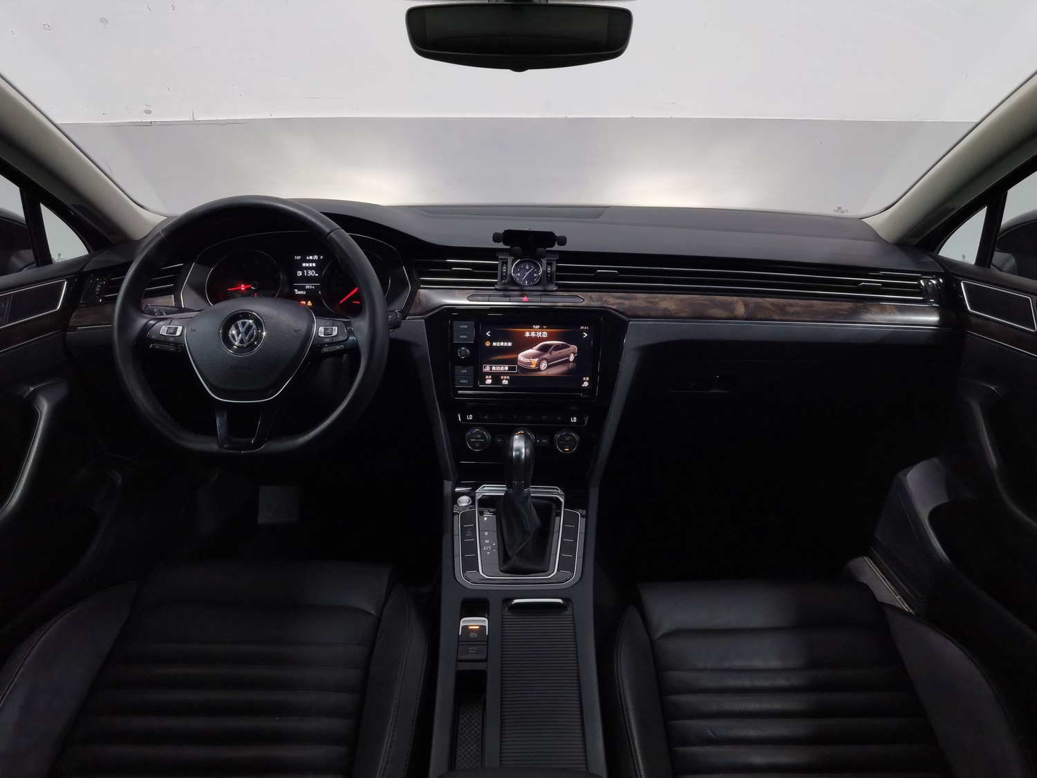 Used Volkswagen Magotan 2019 2.0 AT