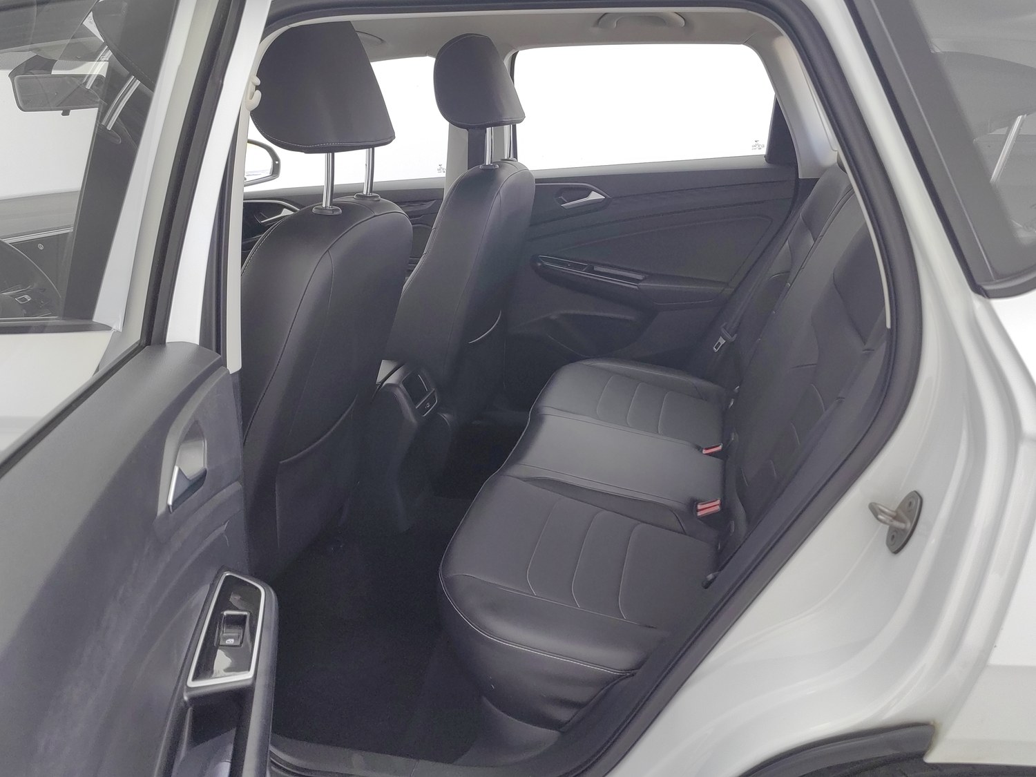 Used Jetta VS5 2021 1.4 AT