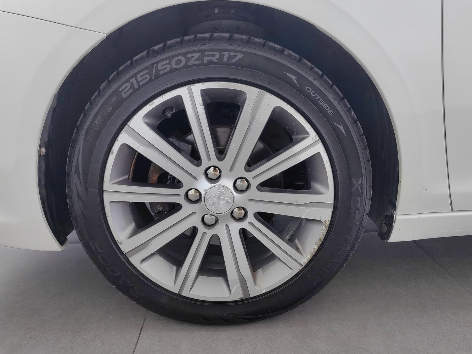 Used Peugeot 408 2015 1.2 AT
