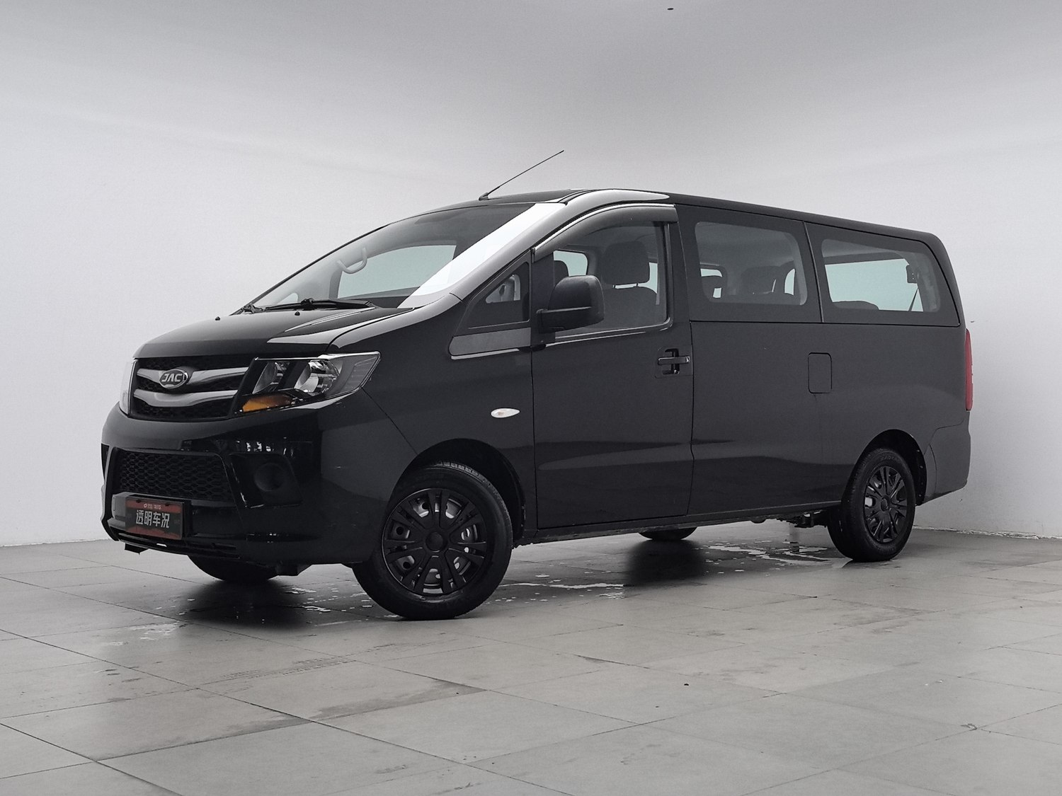 Used JAC Refine M3 2023 1.5 MT