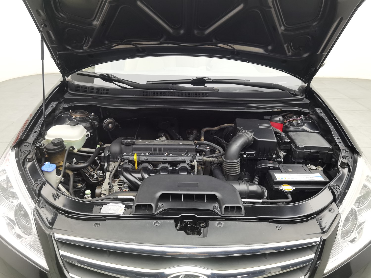 Used Hyundai Celesta 2010 1.6 MT