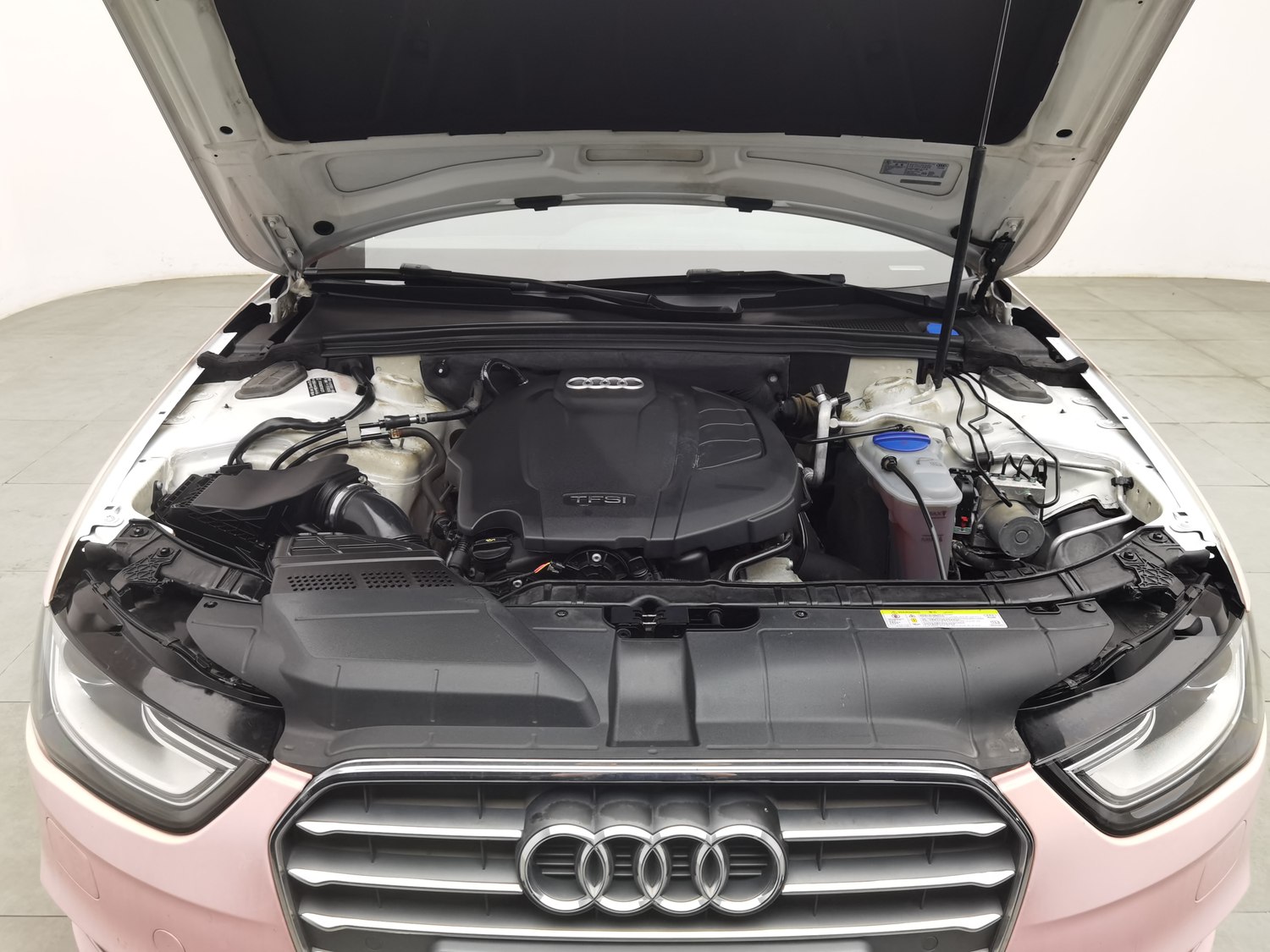 Used Audi A4L 2015 2.0 AT
