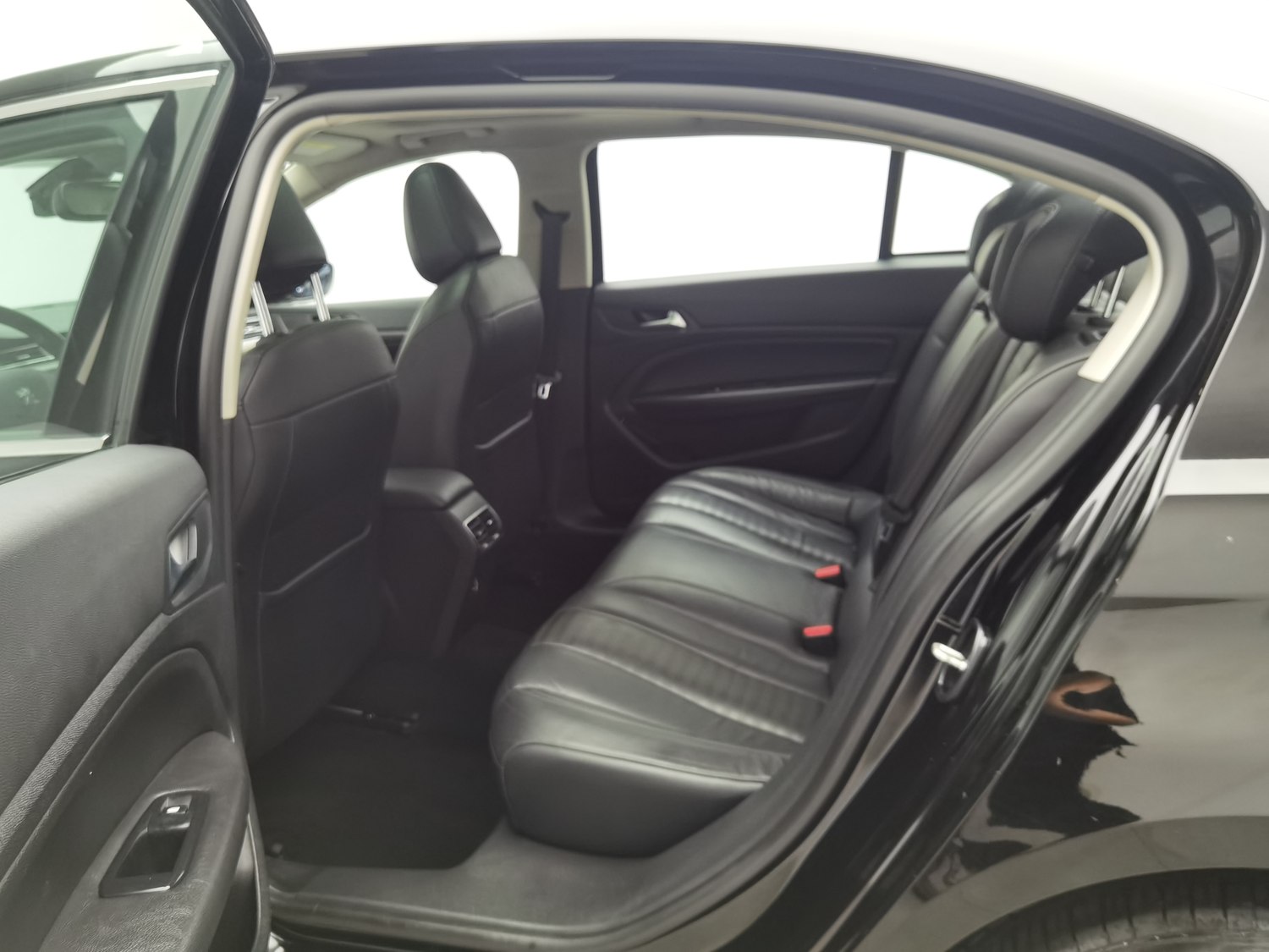 Used Peugeot 408 2014 1.6 AT