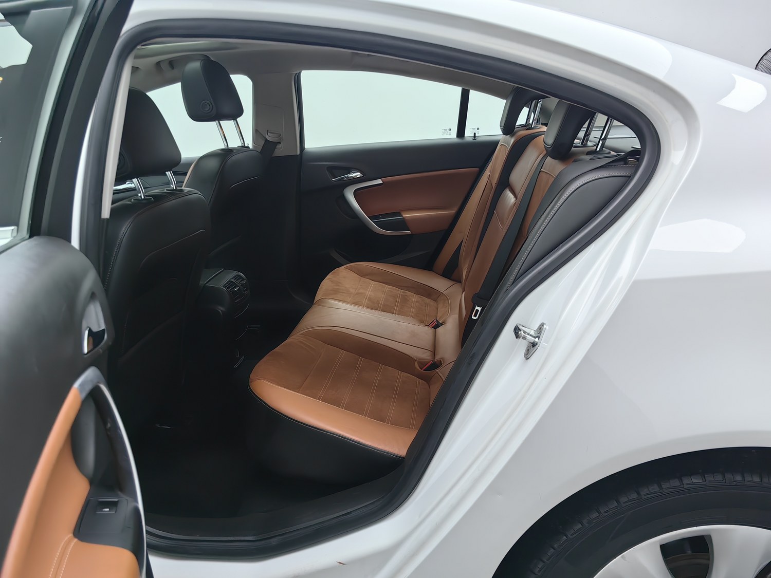 Used Buick Regal 2015 1.6 AT