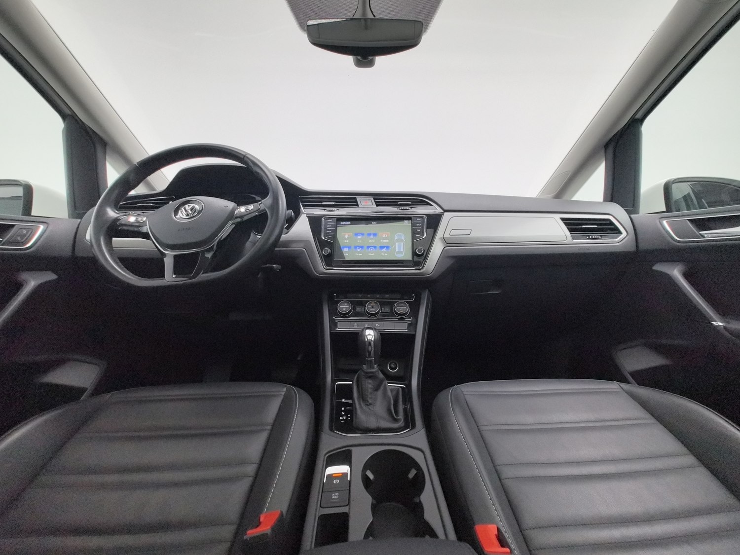Used Volkswagen Touran 2016 1.4 AT