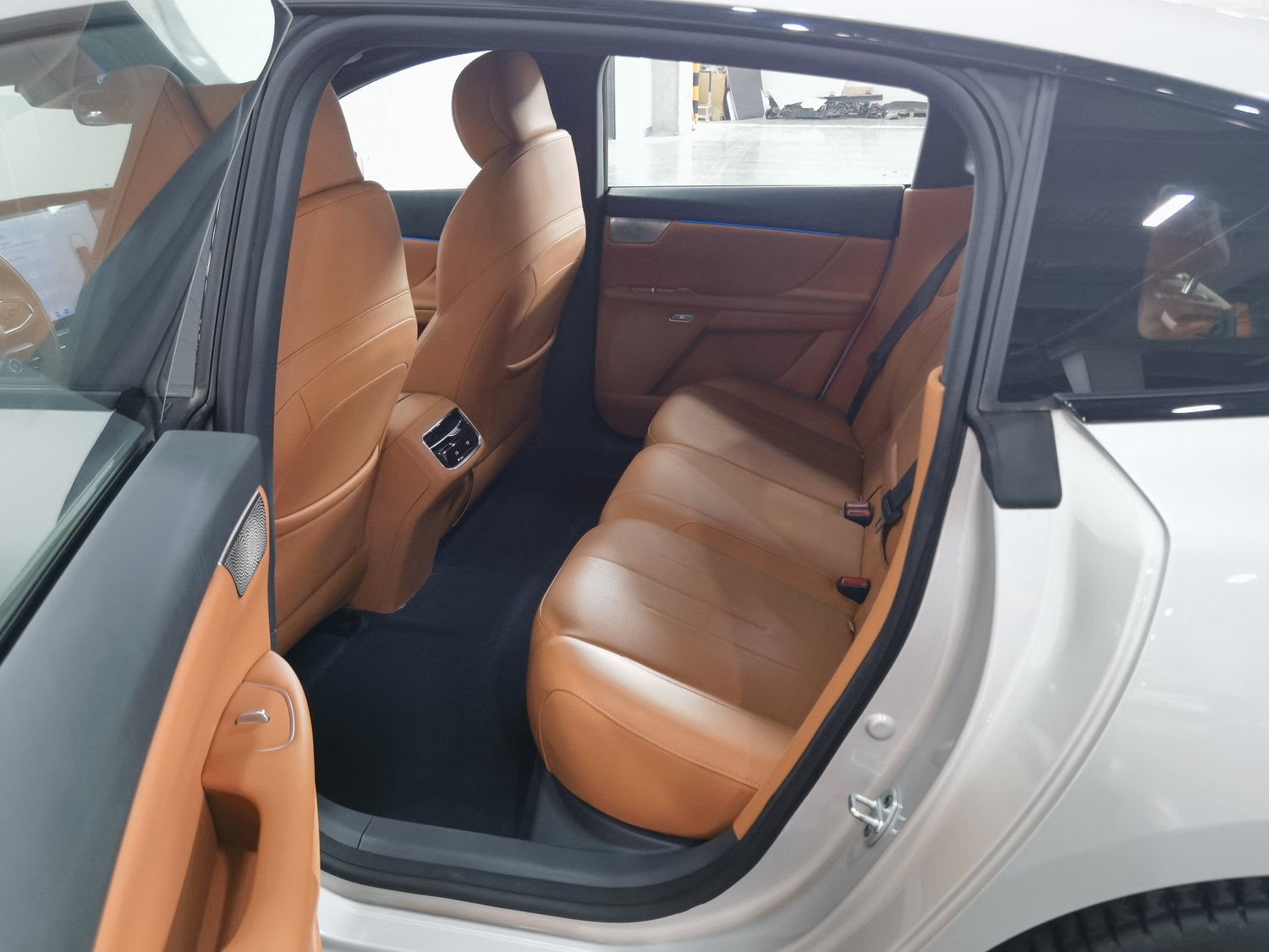 Used Dongfeng eπ 007 2025