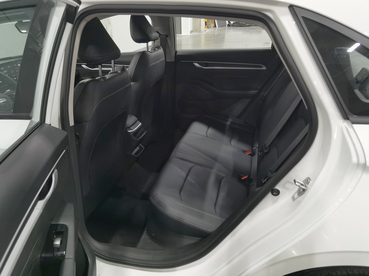 Used Geely Emgrand 2026 1.5 AT