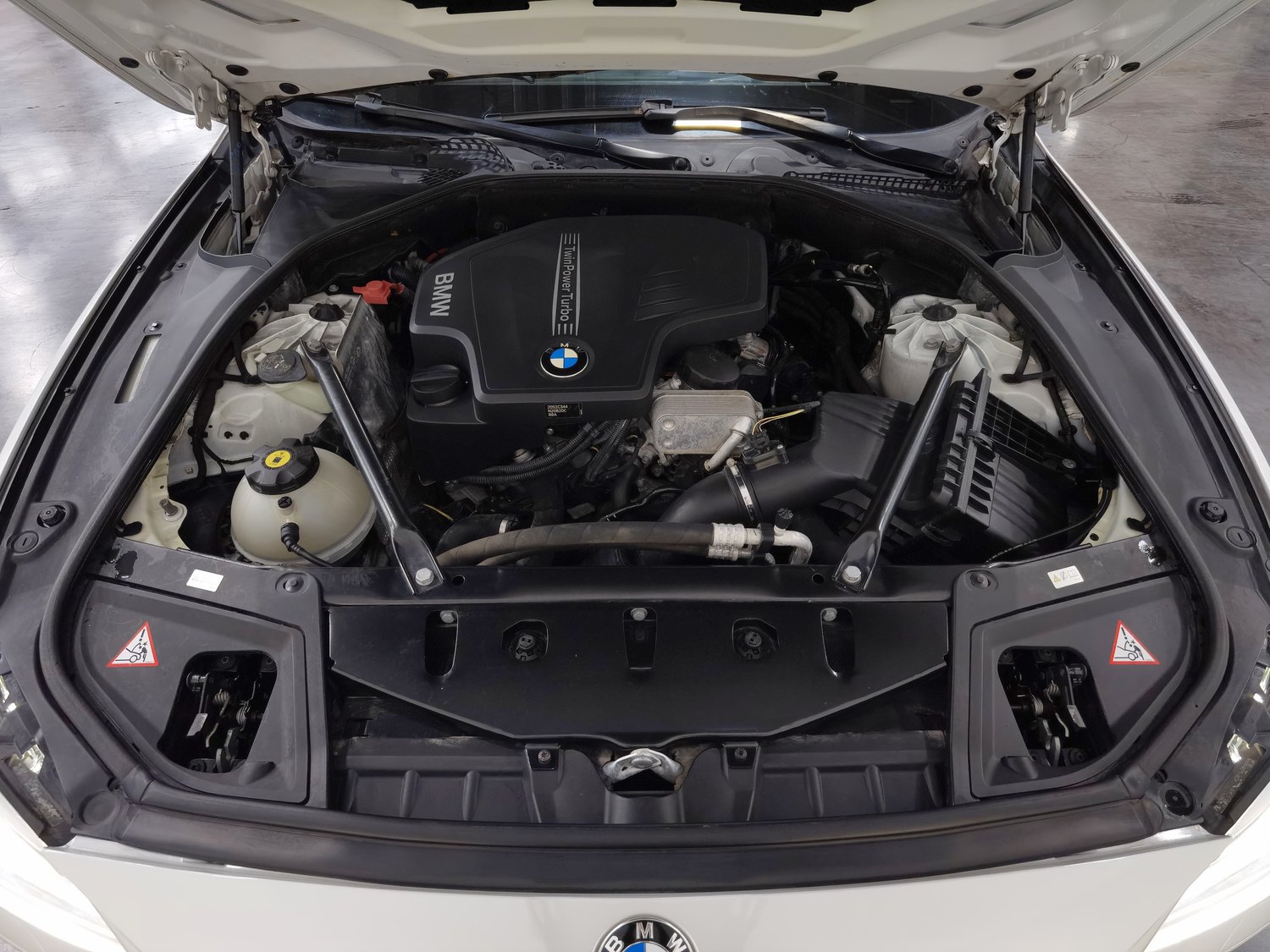 Used BMW THE5 2014 2.0 AT