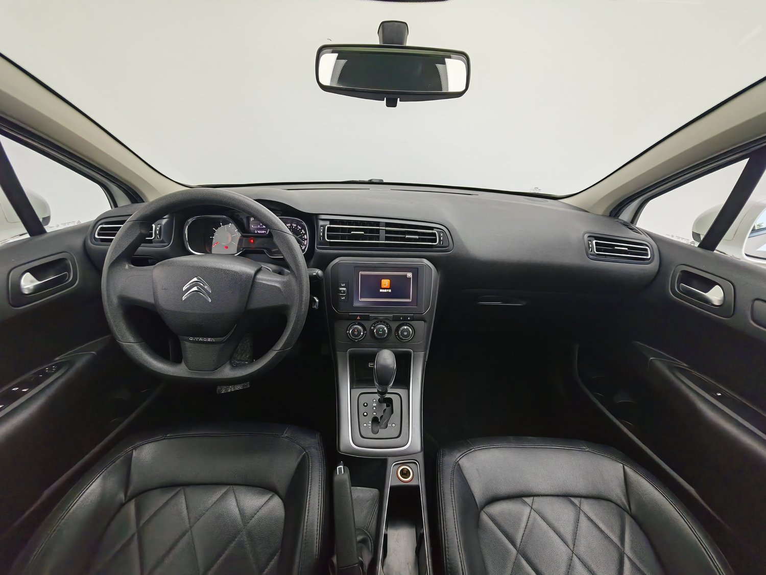 Citroën C4 Quatre 1.6 AT d'occasion (2016)