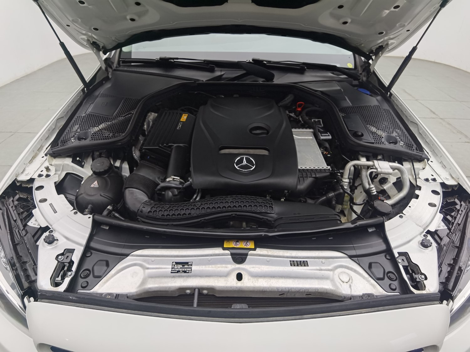 Used Mercedes-Benz C-Class 2018 1.6 AT