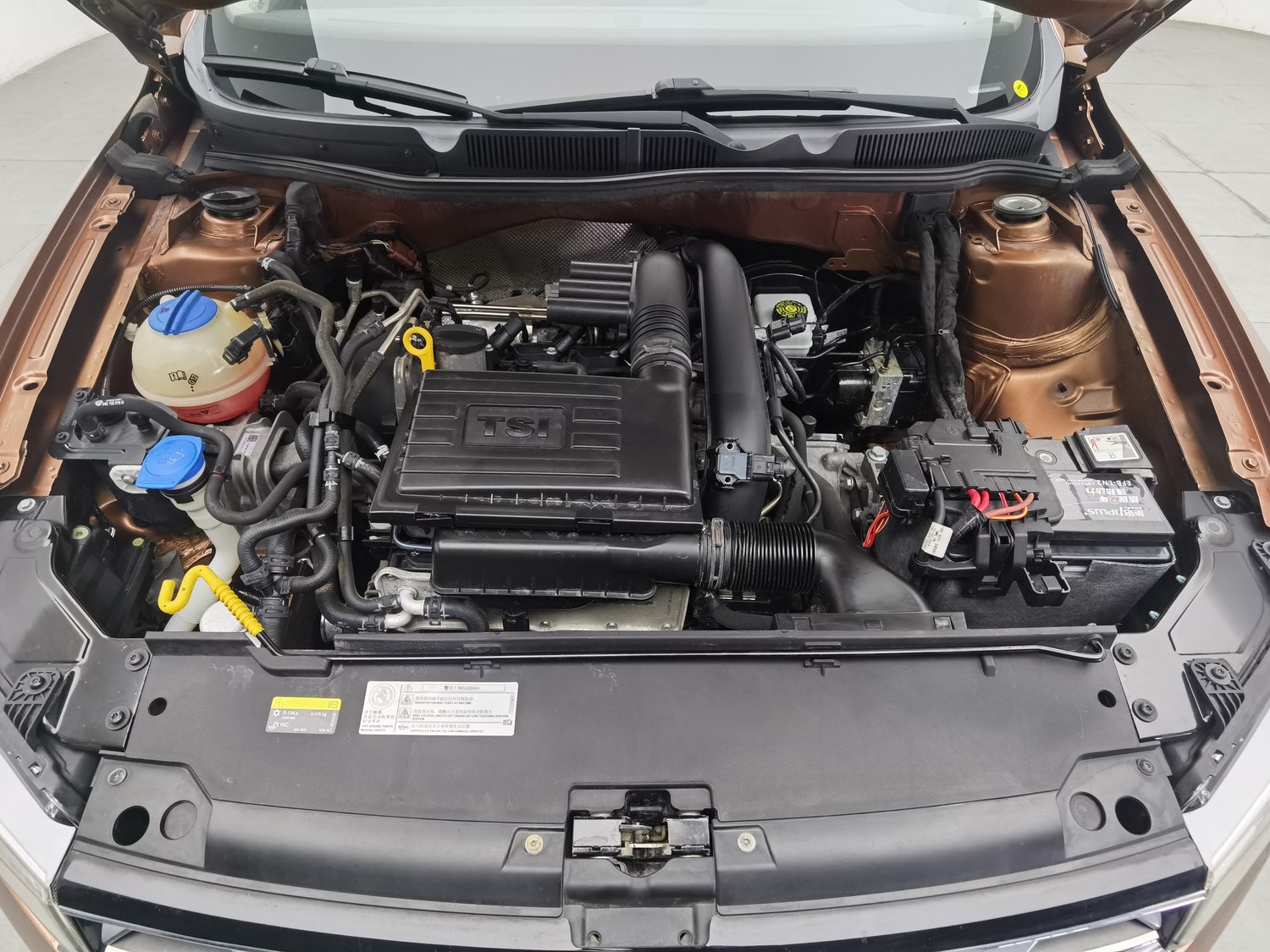 Used Volkswagen C-TREK 2018 1.4 AT