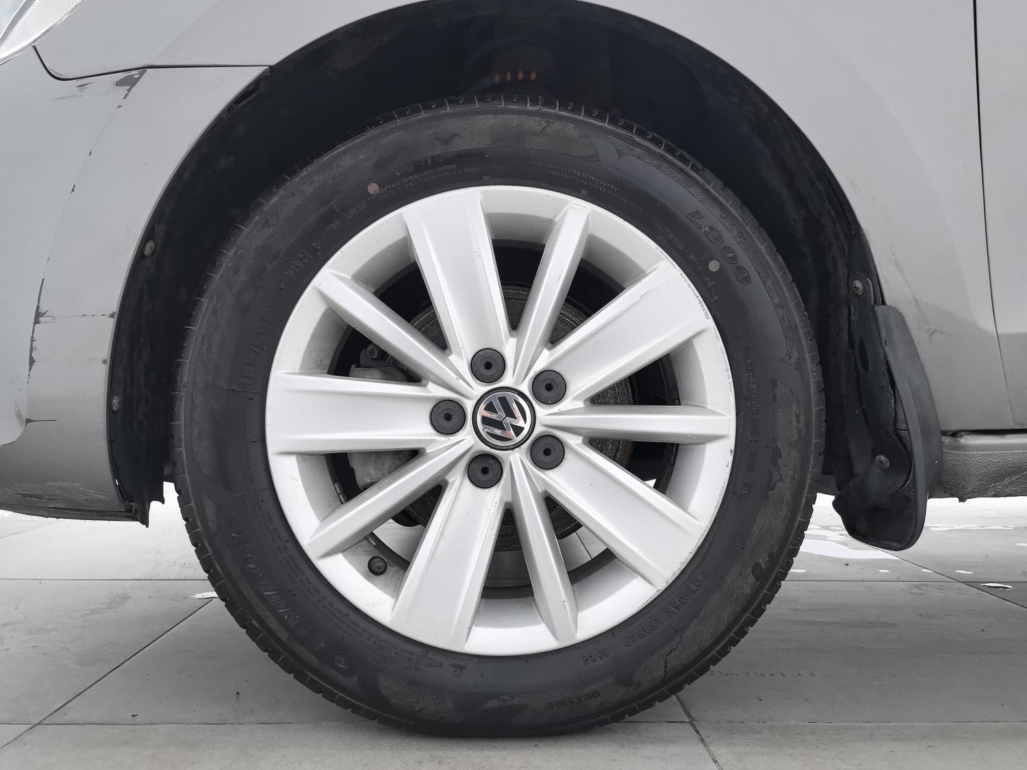Used Volkswagen Jetta 2015 1.4 MT