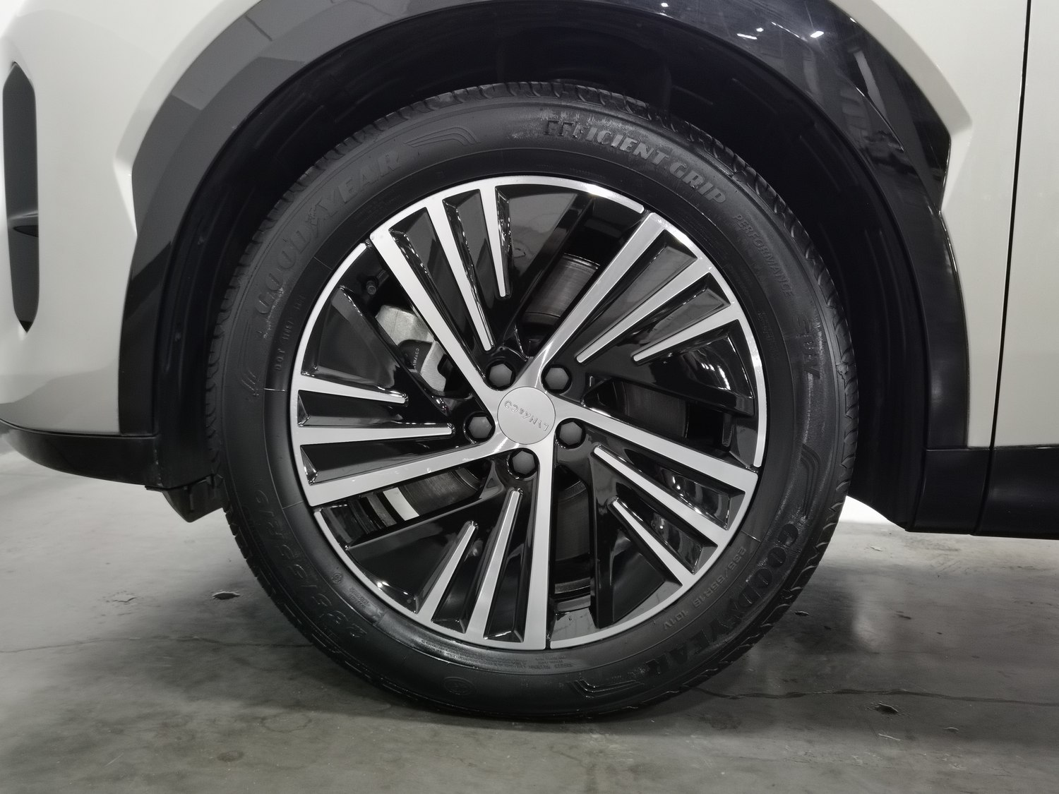 Used Lynk & Co 08 EM-P 2023 1.5 AT