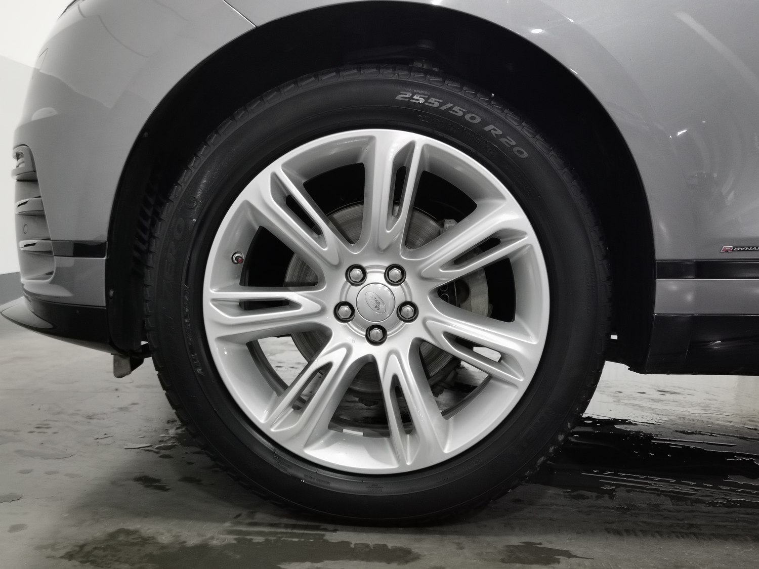 Used Land Rover Range Rover Velar 2020 2.0 AT