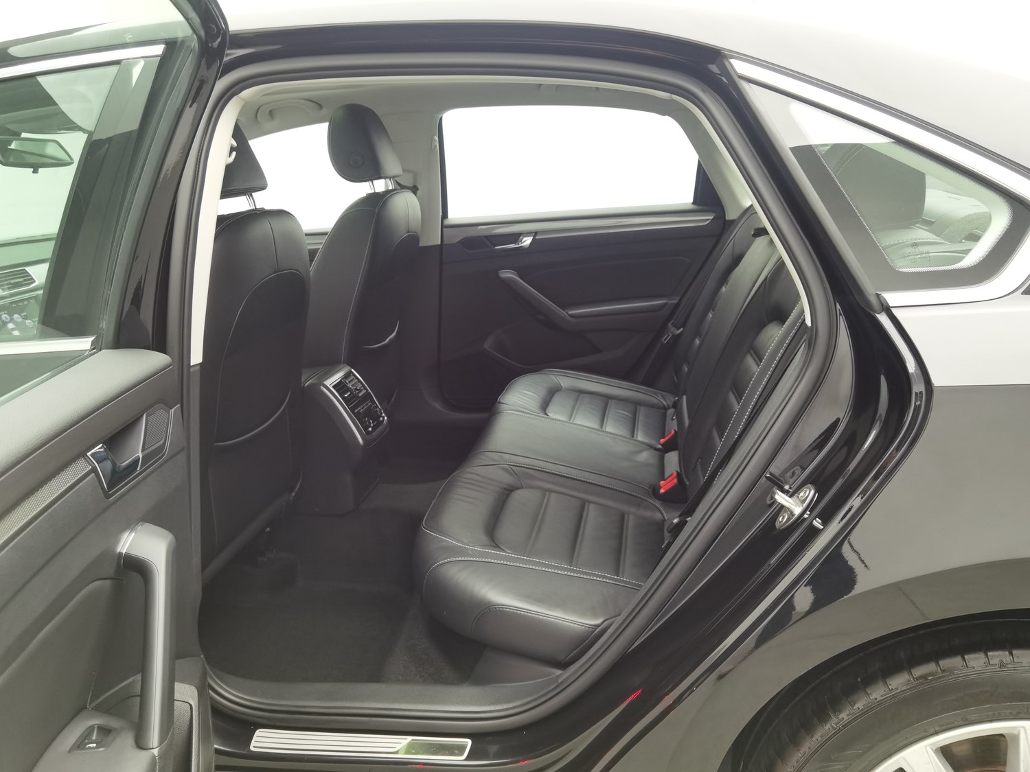 Used Volkswagen Passat 2017 1.4 AT