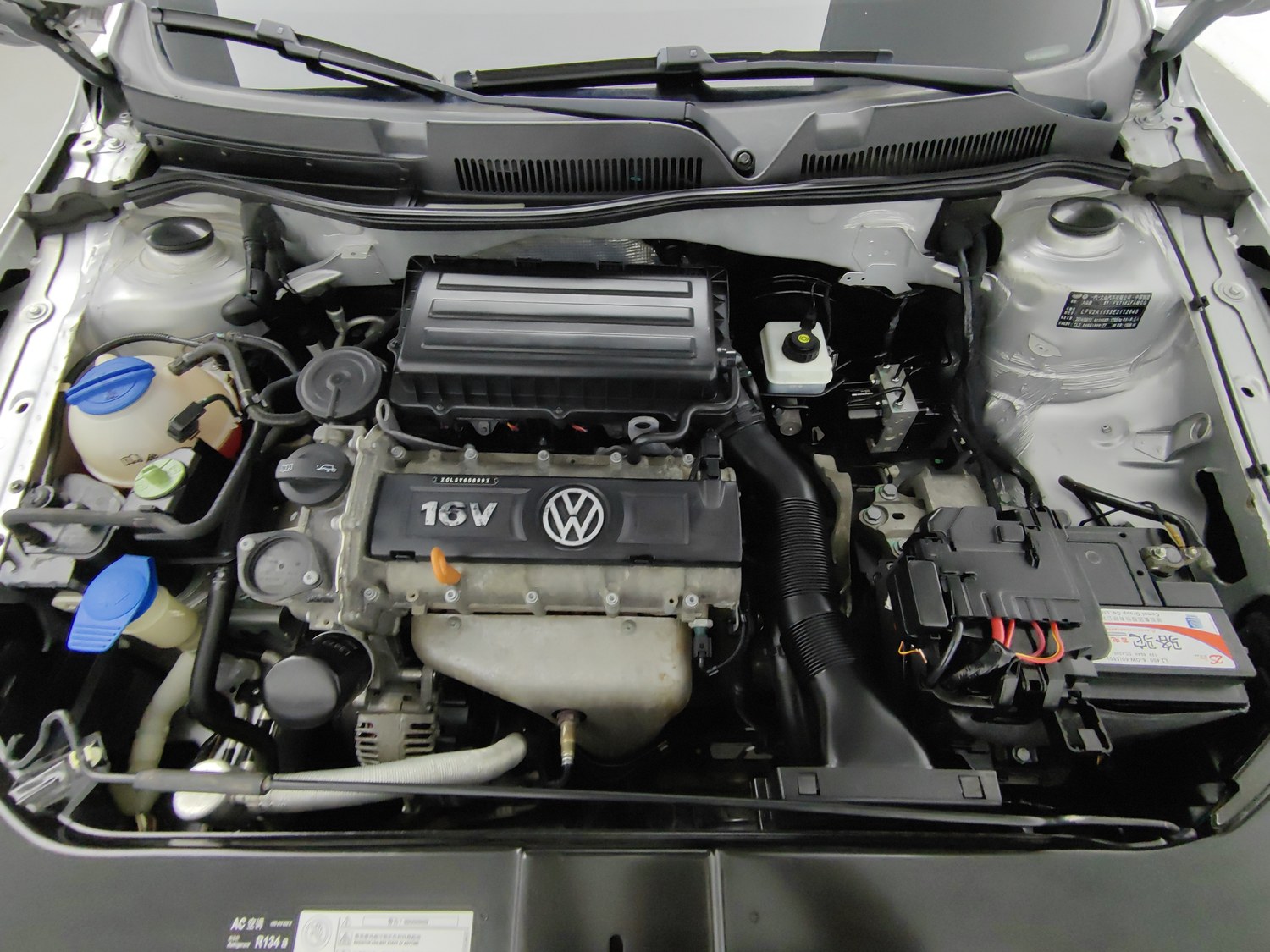 Used Volkswagen Bora 2014 1.6 MT