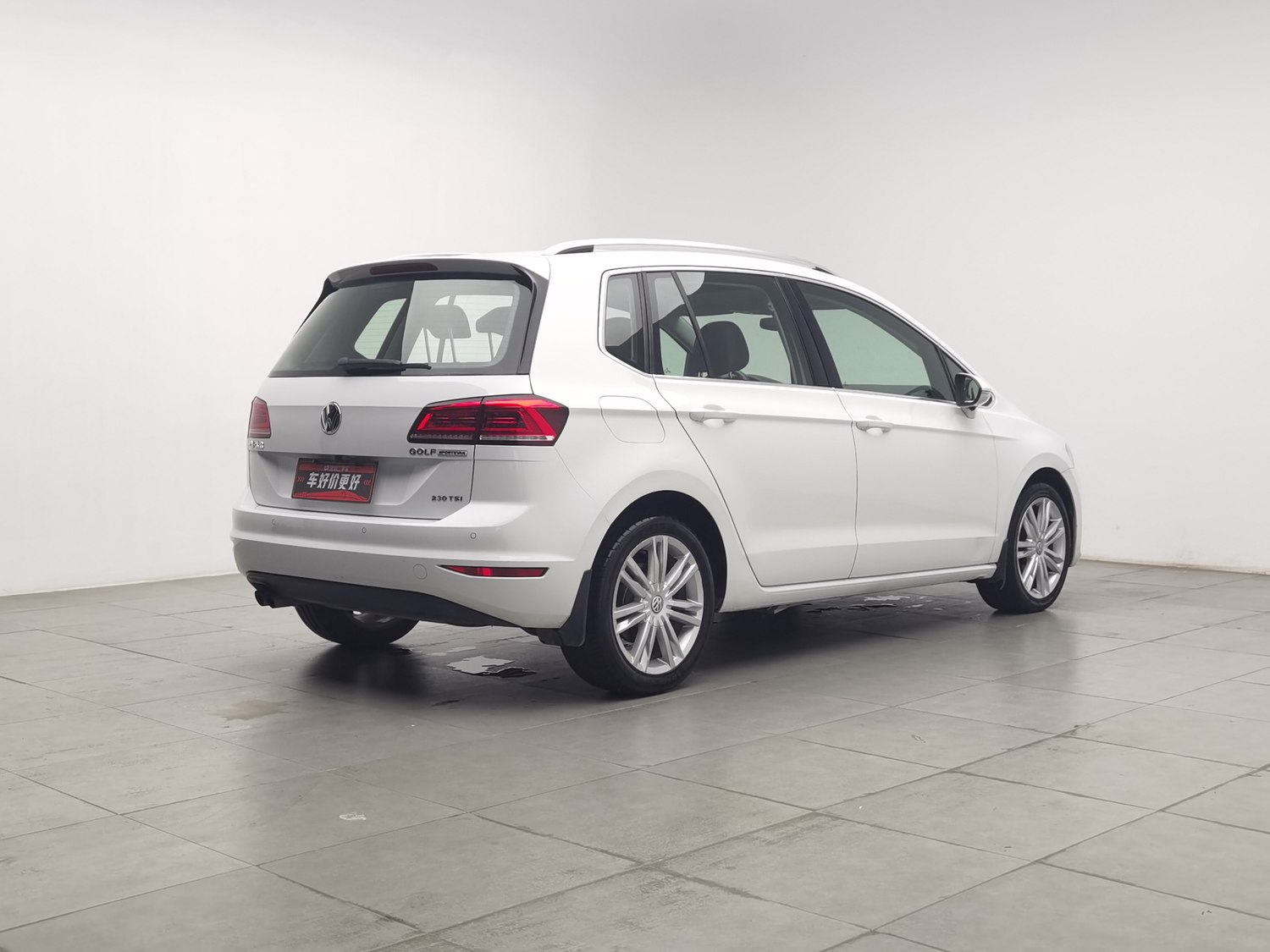 Used Volkswagen Golf Sportsvan 2018 1.4 AT