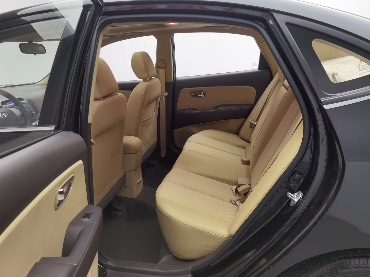 Used Hyundai Celesta 2010 1.6 MT