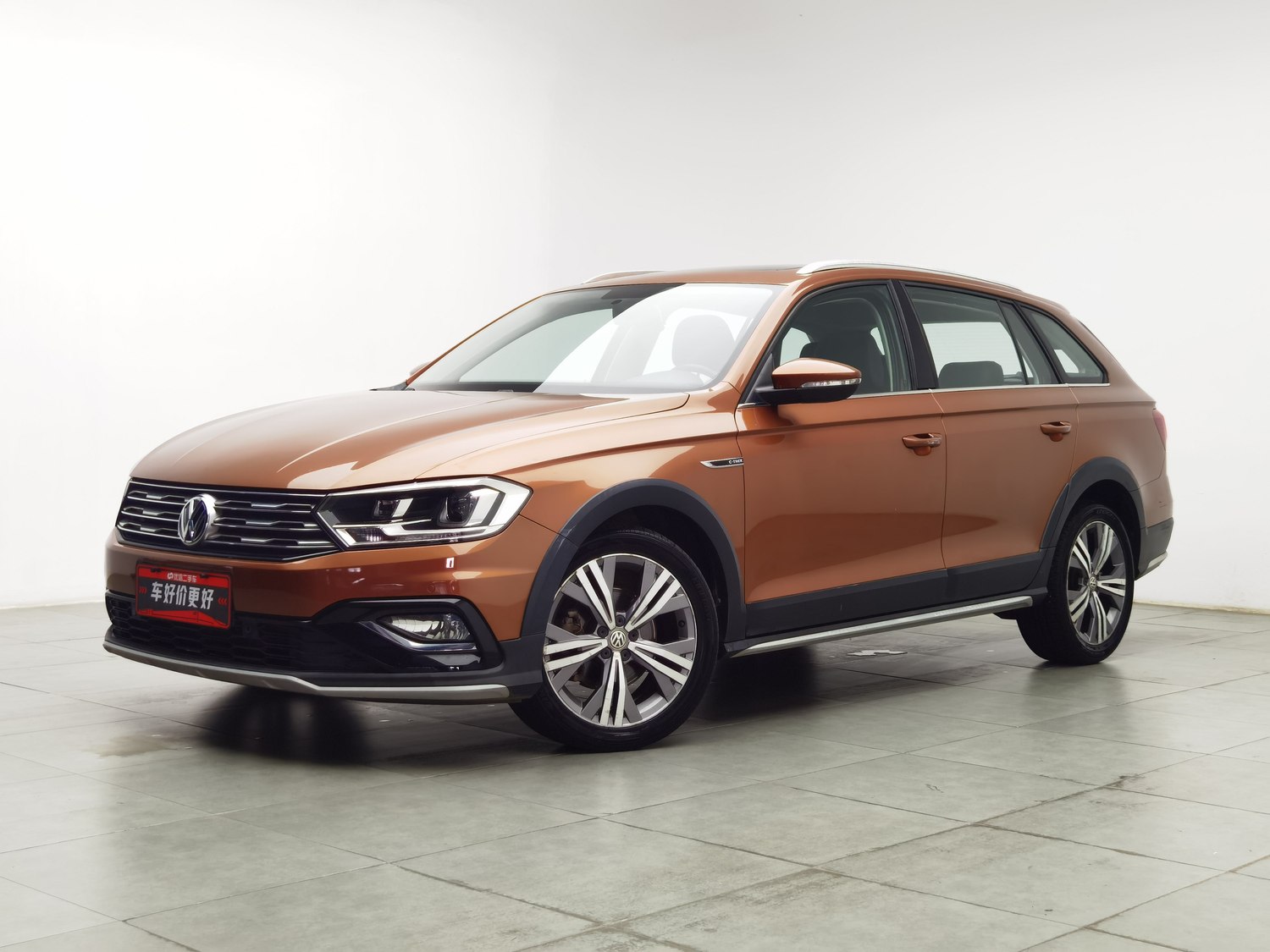 Used Volkswagen C-TREK 2018 1.4 AT