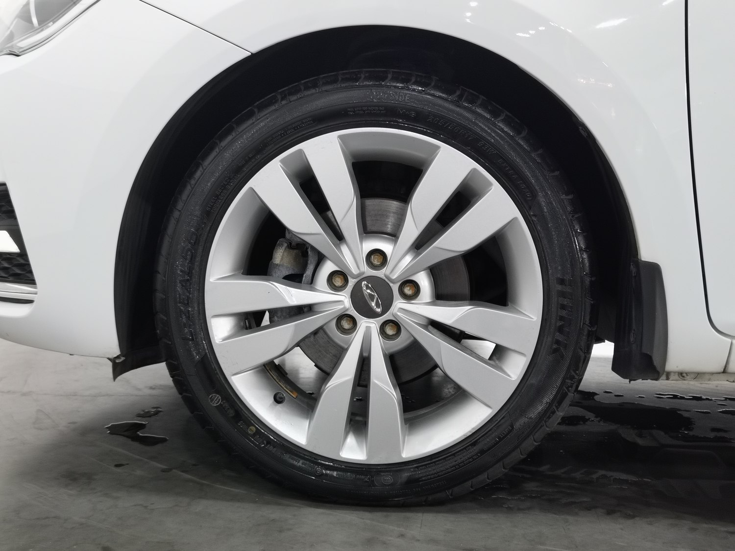 Used Chery Arrizo 5 2017 1.5 MT