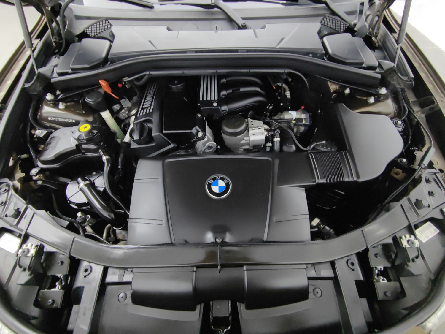 Used BMW X1 2013 2.0 AT