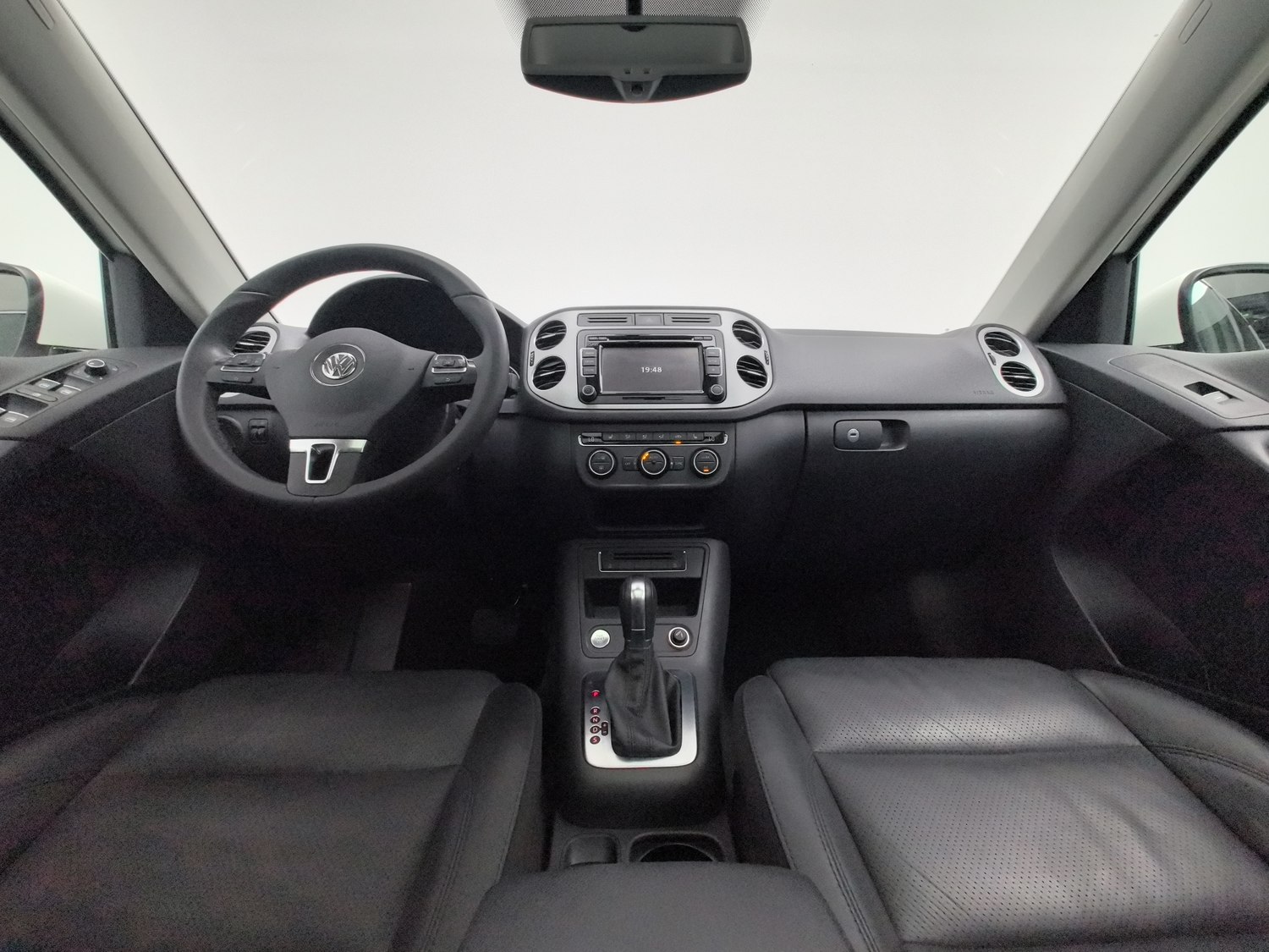 Used Volkswagen Tiguan 2015 1.8 AT