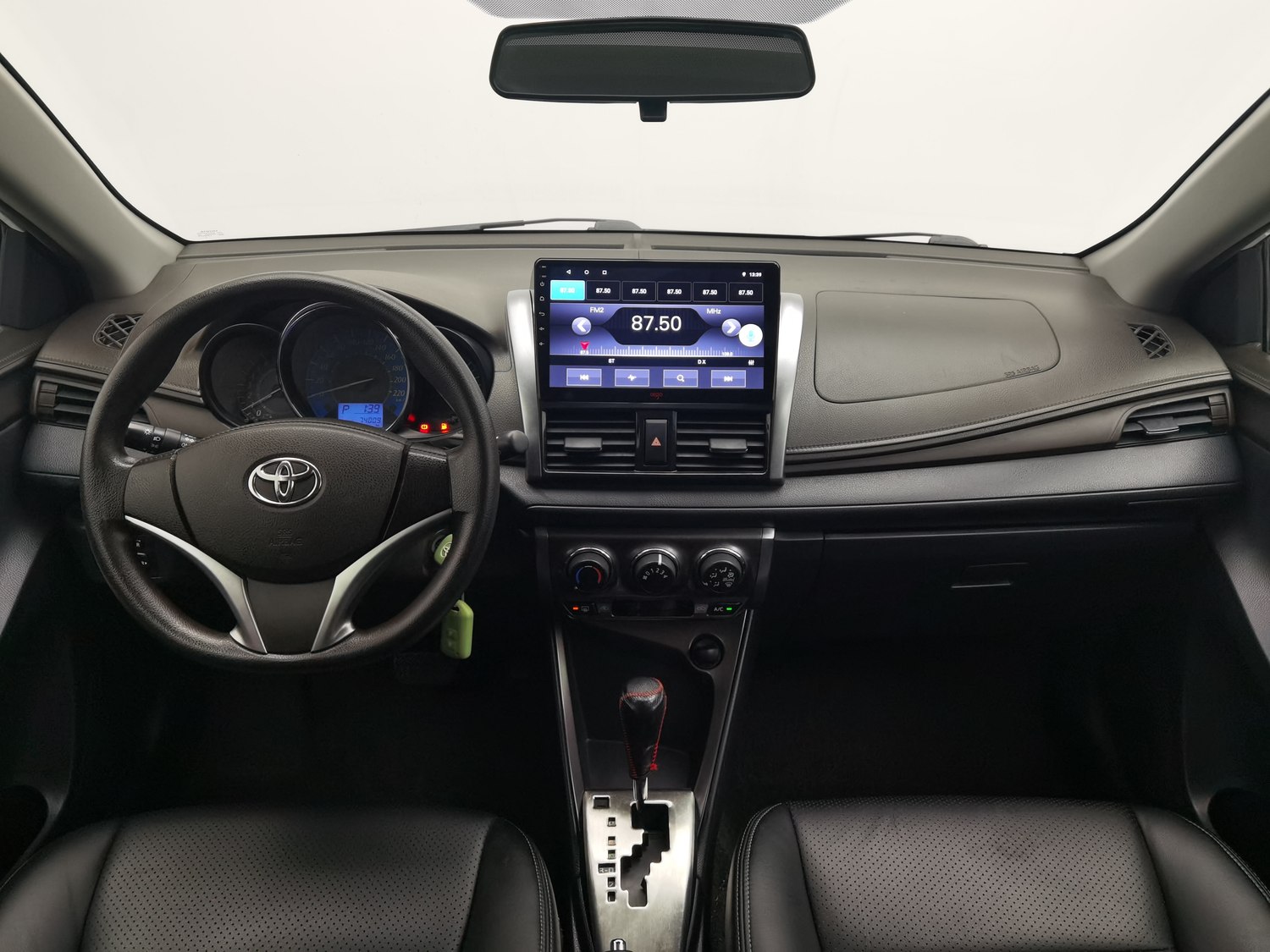 Used Toyota YARiS L 2015 1.5 AT