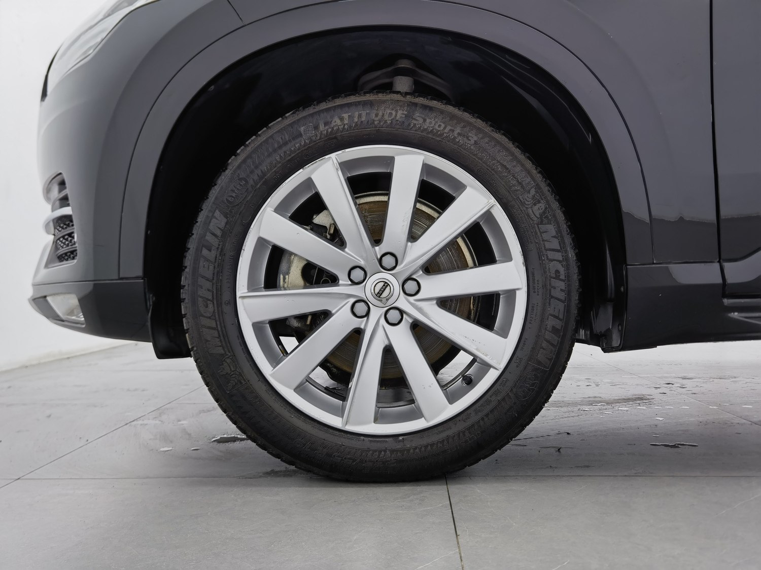 Used Volvo XC90 2018 2.0 AT