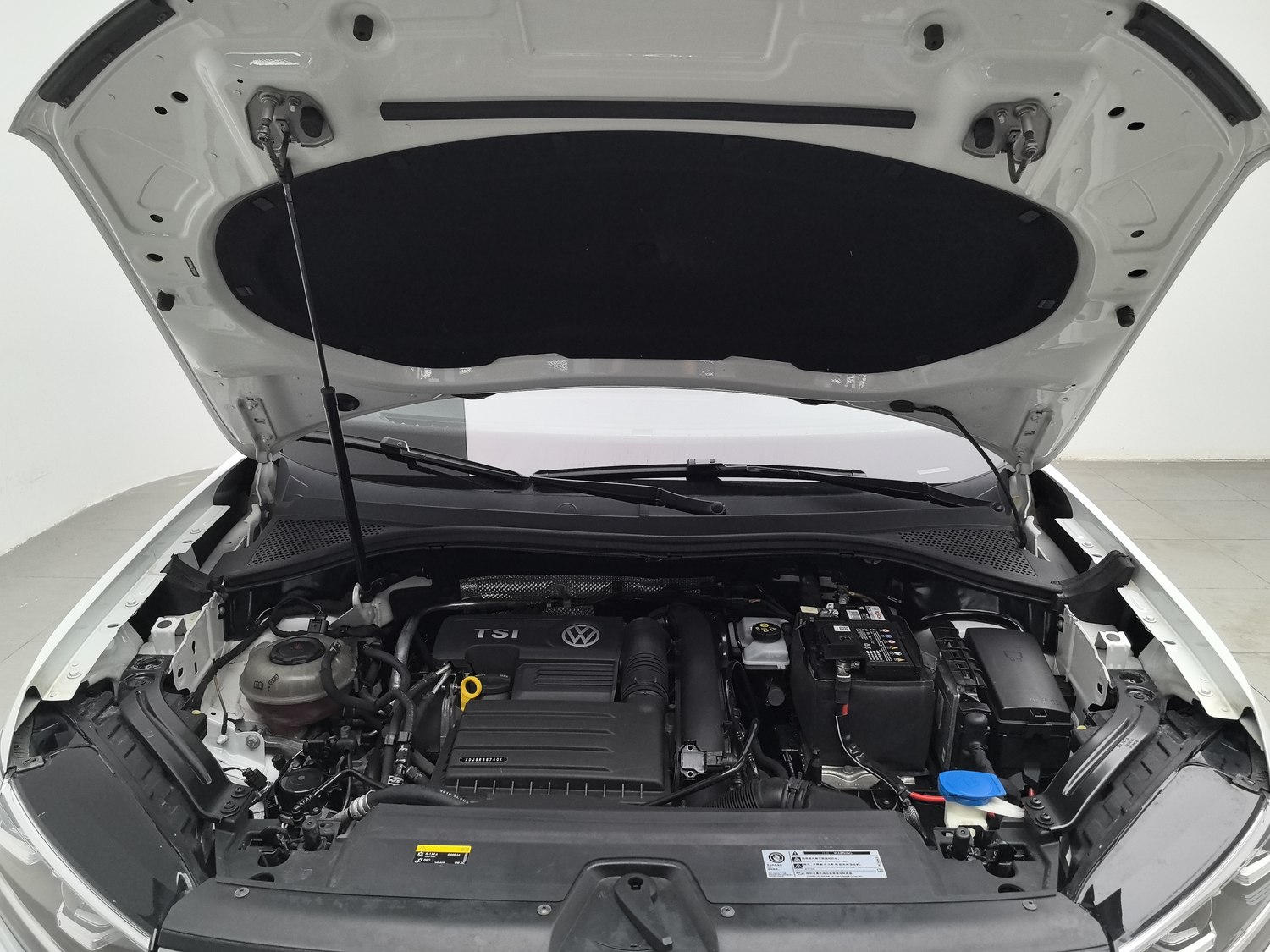 Used Volkswagen Tayron 2019 1.4 AT