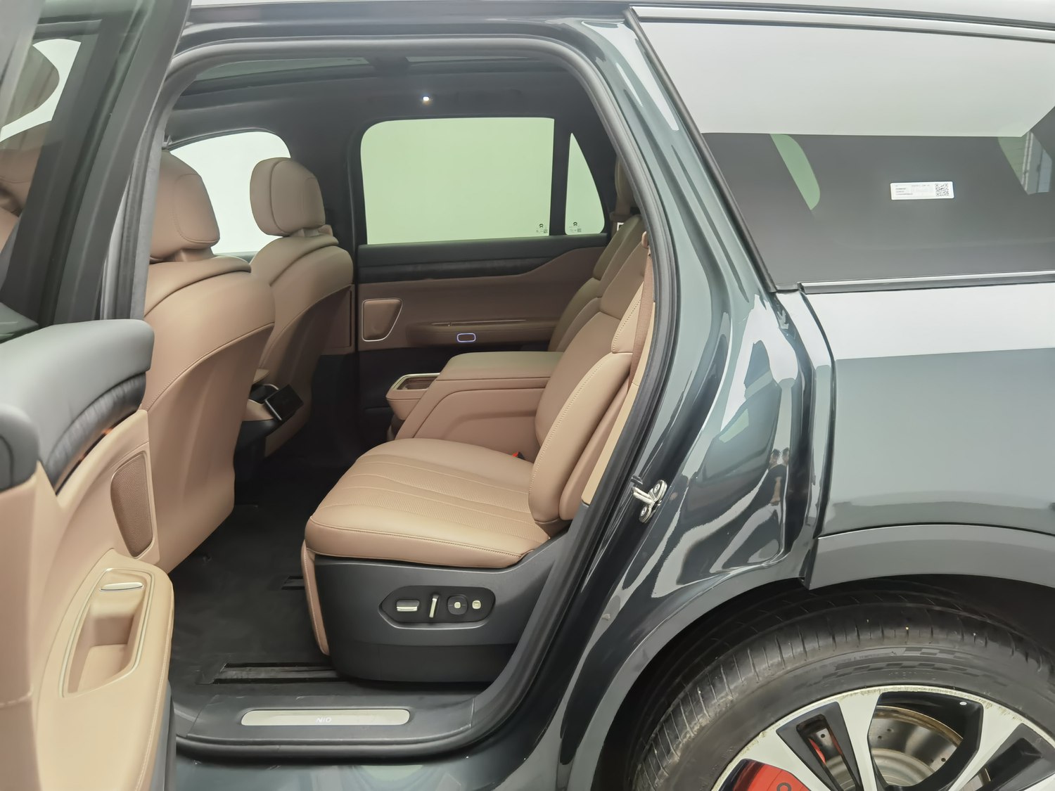 Used NIO ES8 2023