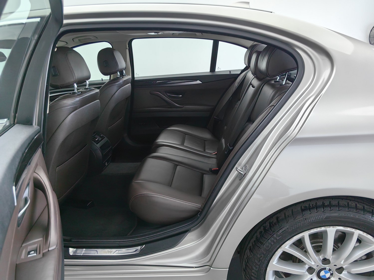 Used BMW THE5 2014 2.0 AT