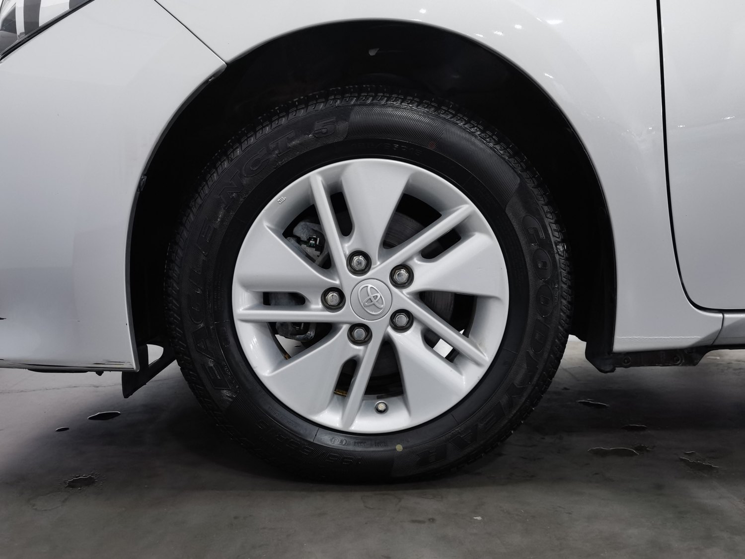 Used Toyota Corolla 2014 1.6 AT